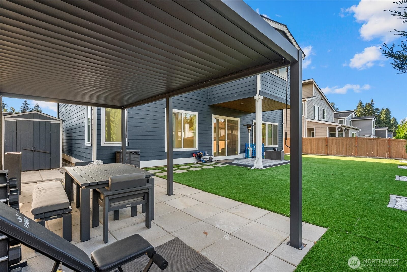 16914 1st Place Property Photo 34