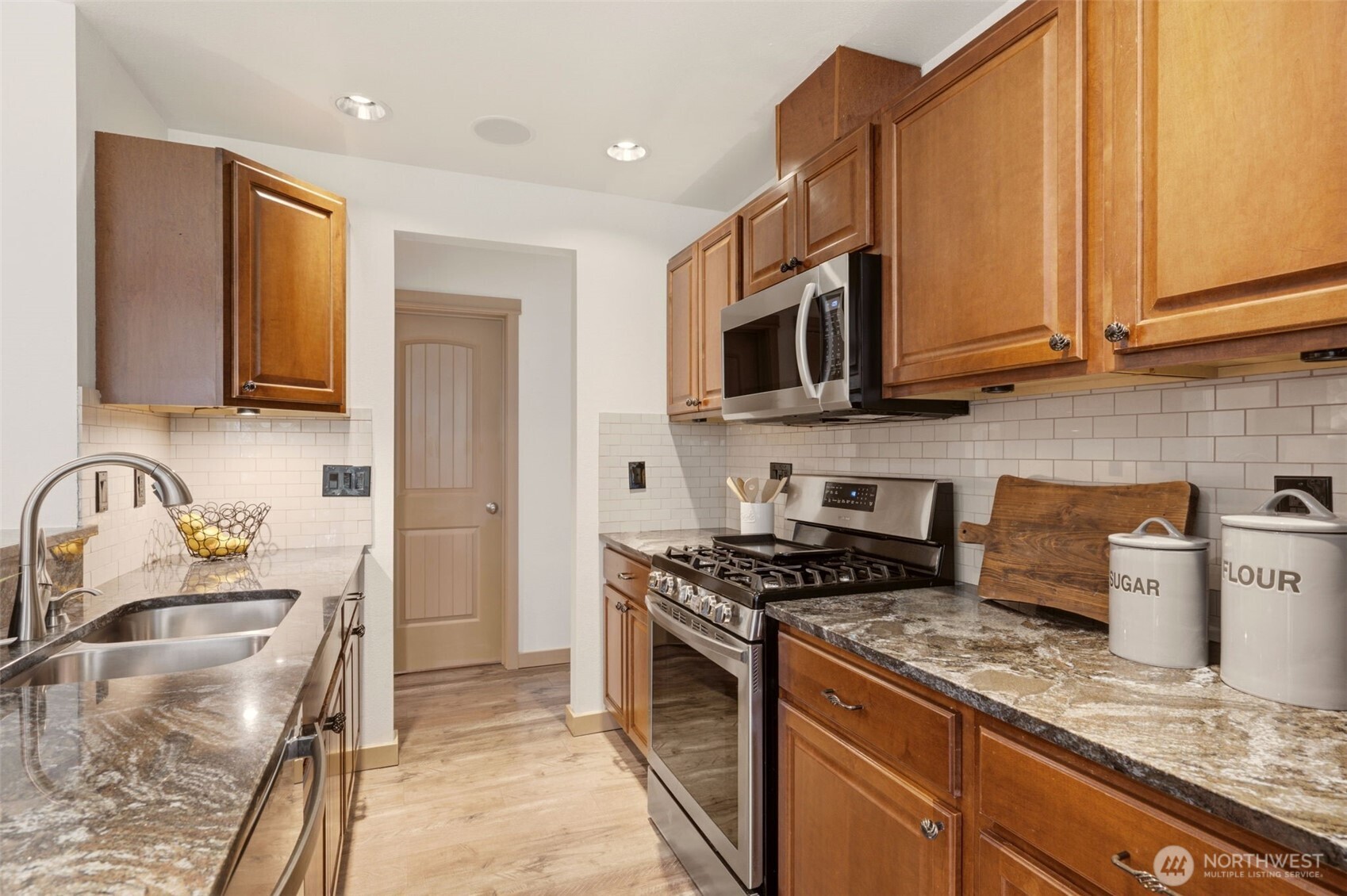 18811 103rd Avenue Property Photo 6