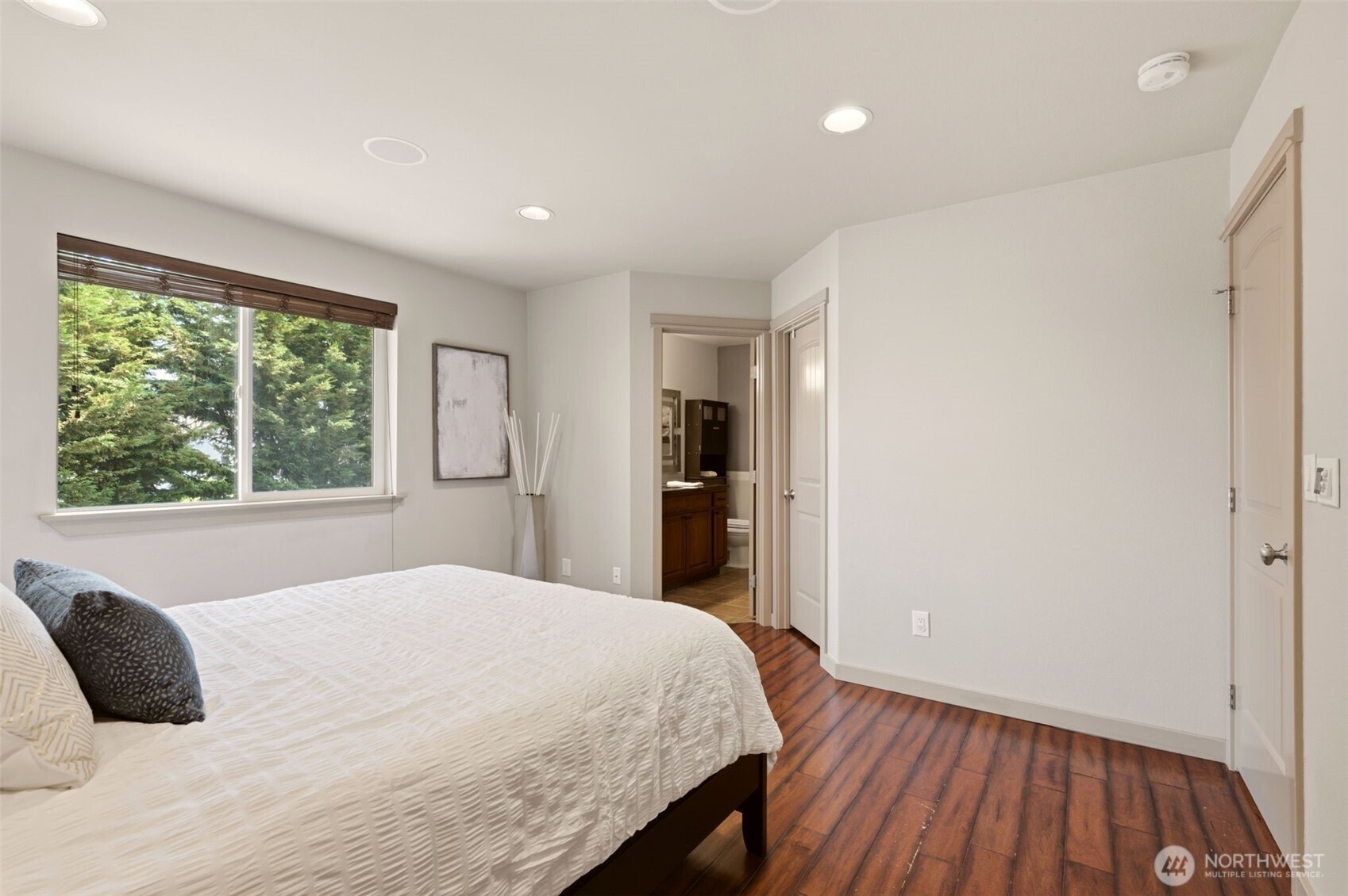 18811 103rd Avenue Property Photo 19