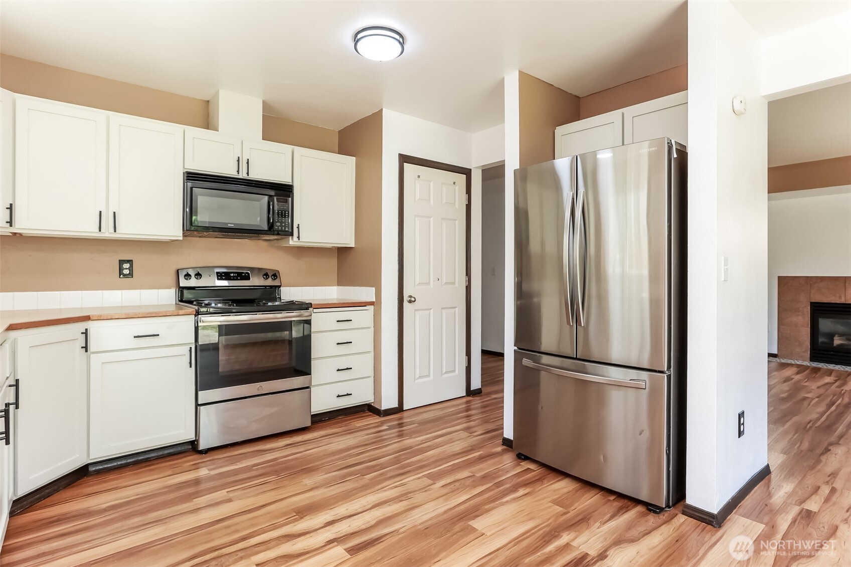 4919 106th Street Property Photo 10