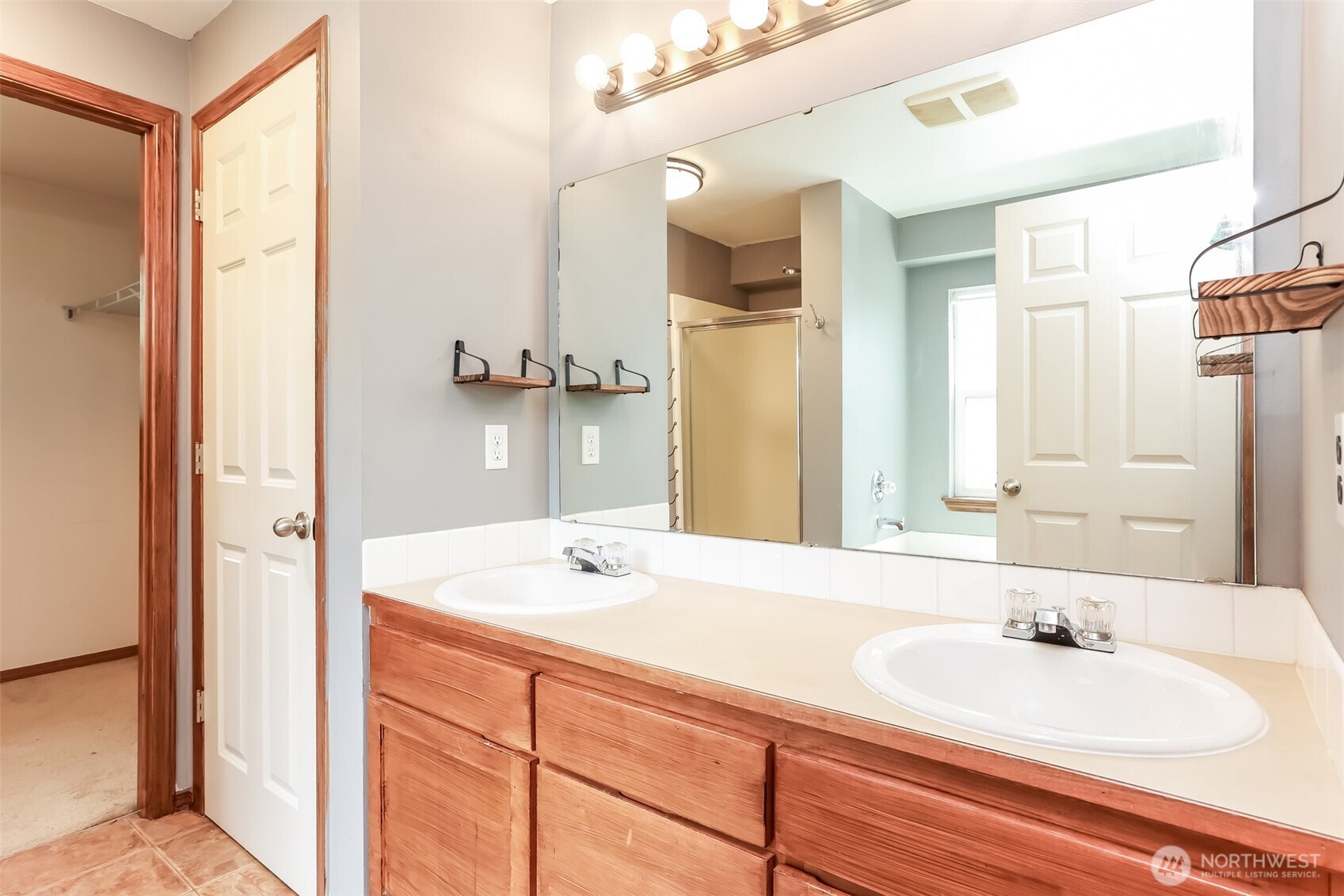4919 106th Street Property Photo 17