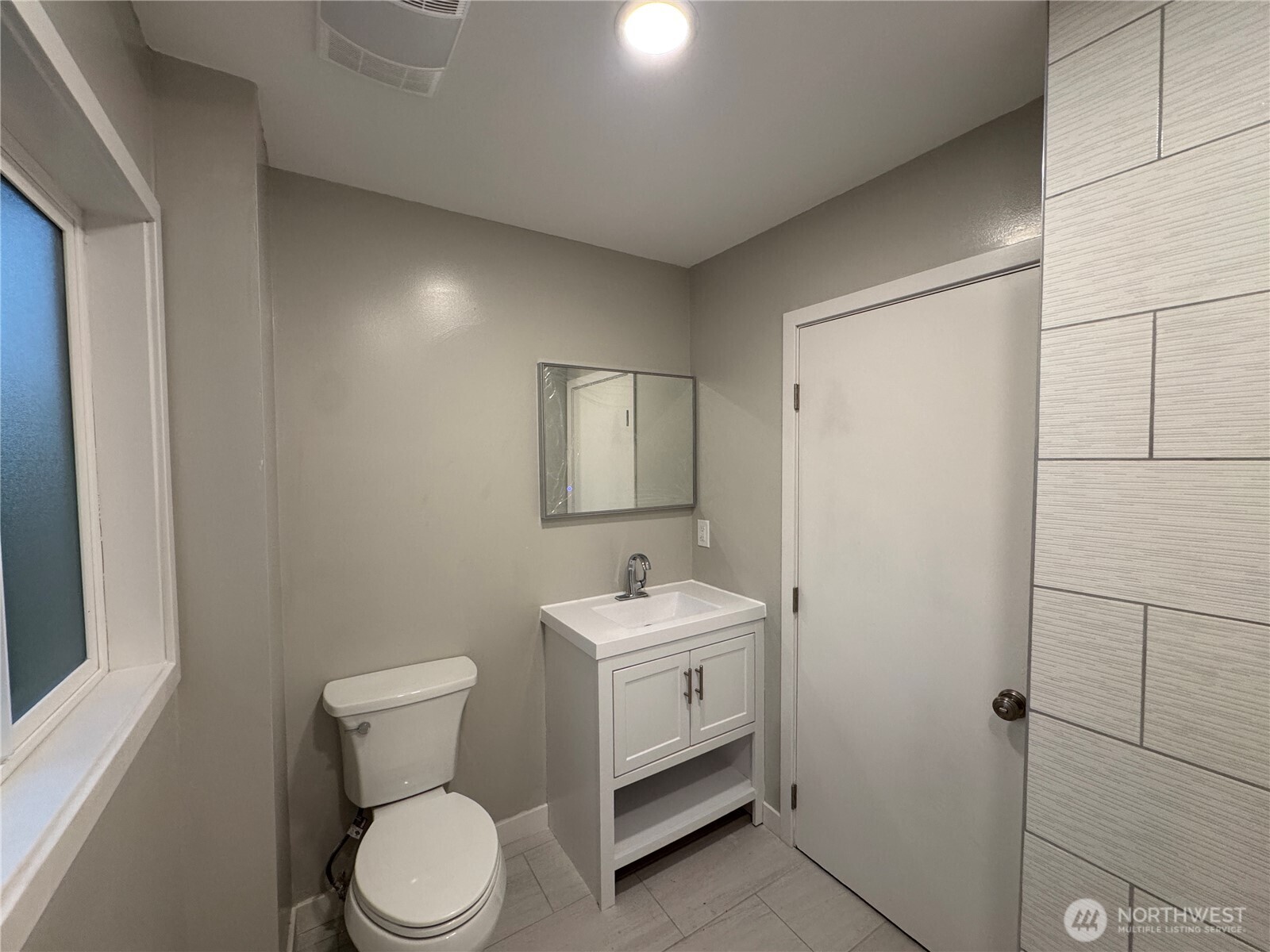5523 S Leo Street Property Photo 14