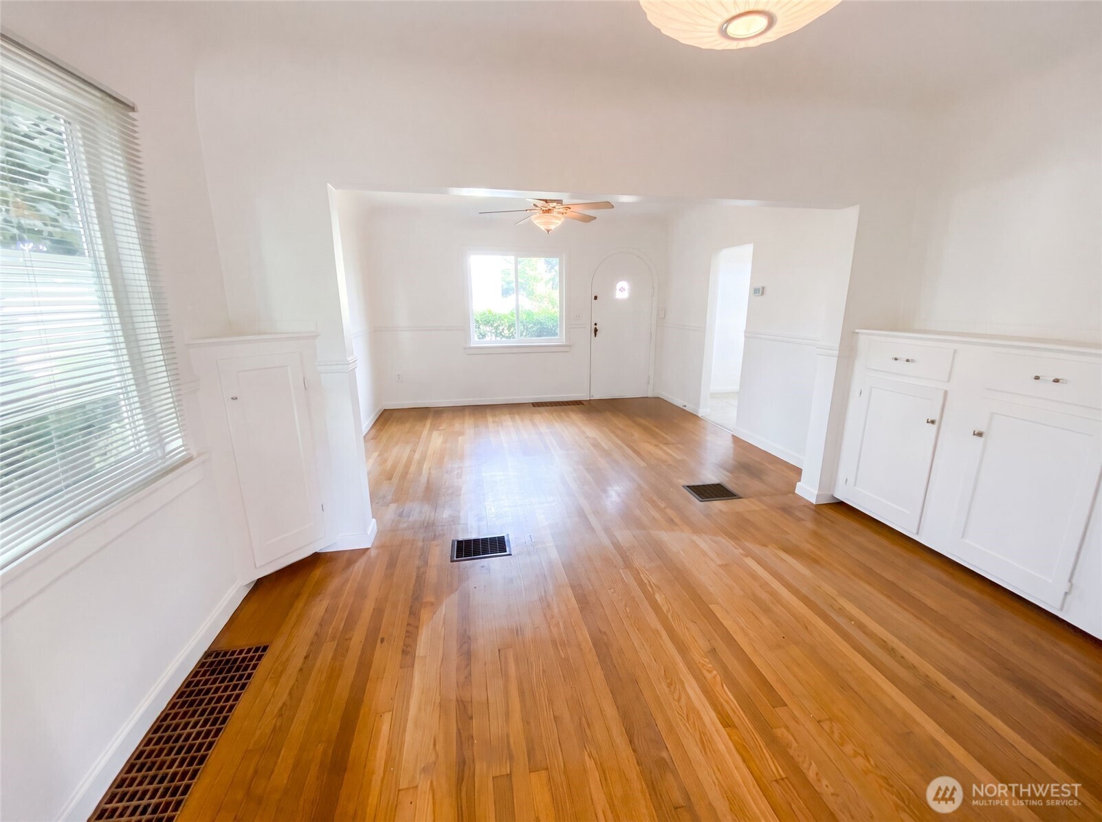 3627 Monroe Street Property Photo 3