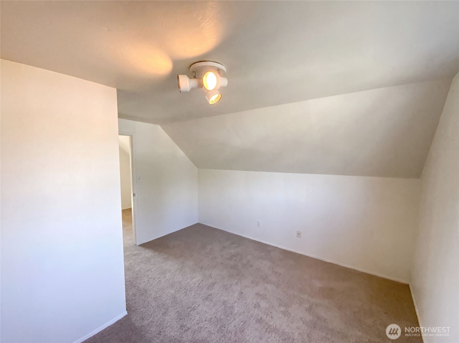 3627 Monroe Street Property Photo 9