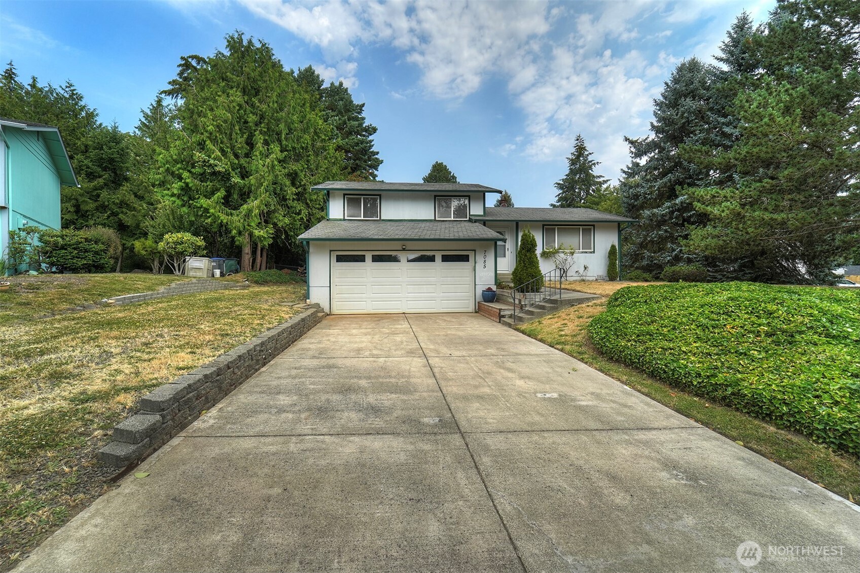 7085 Thebes Street Property Photo 3