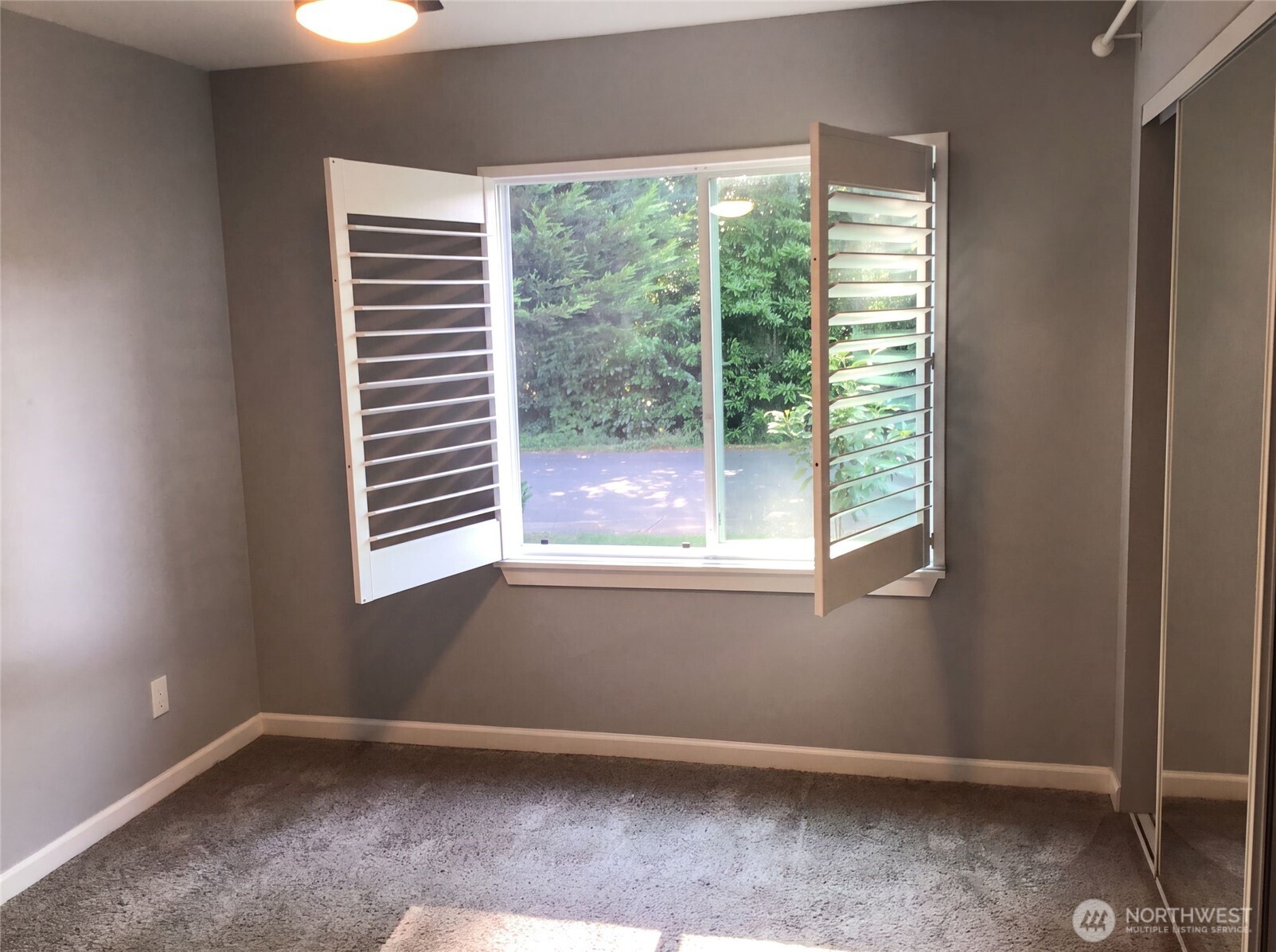 532 7th Street Property Photo 13
