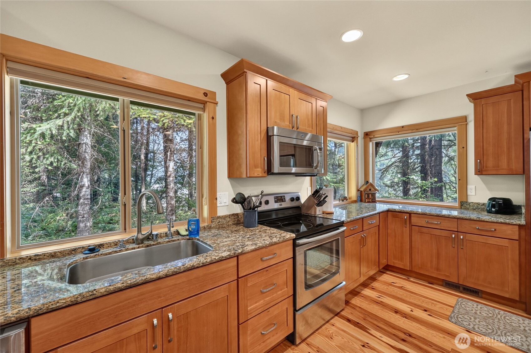0 Marmot Loop Property Photo 16