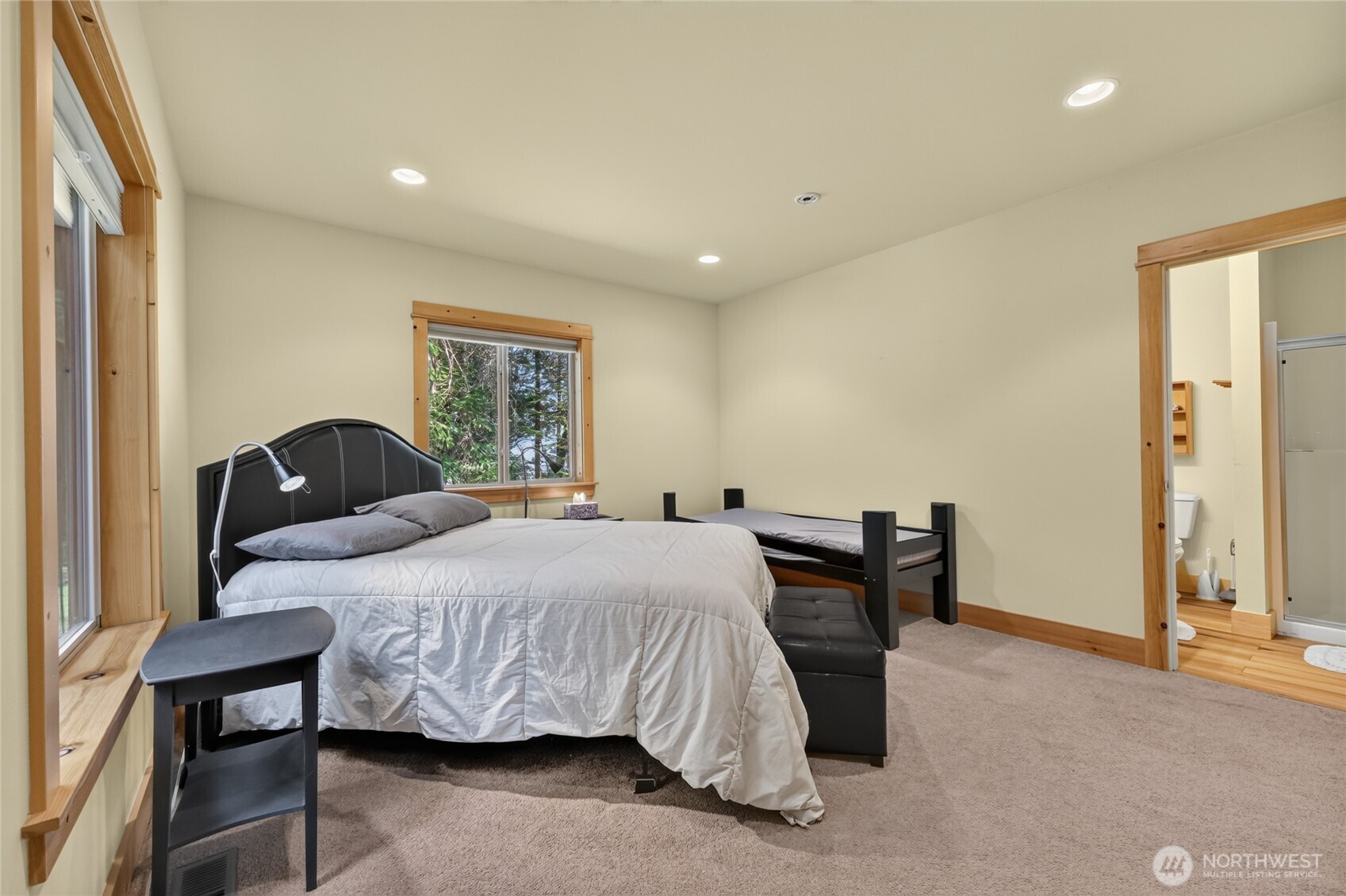 0 Marmot Loop Property Photo 33