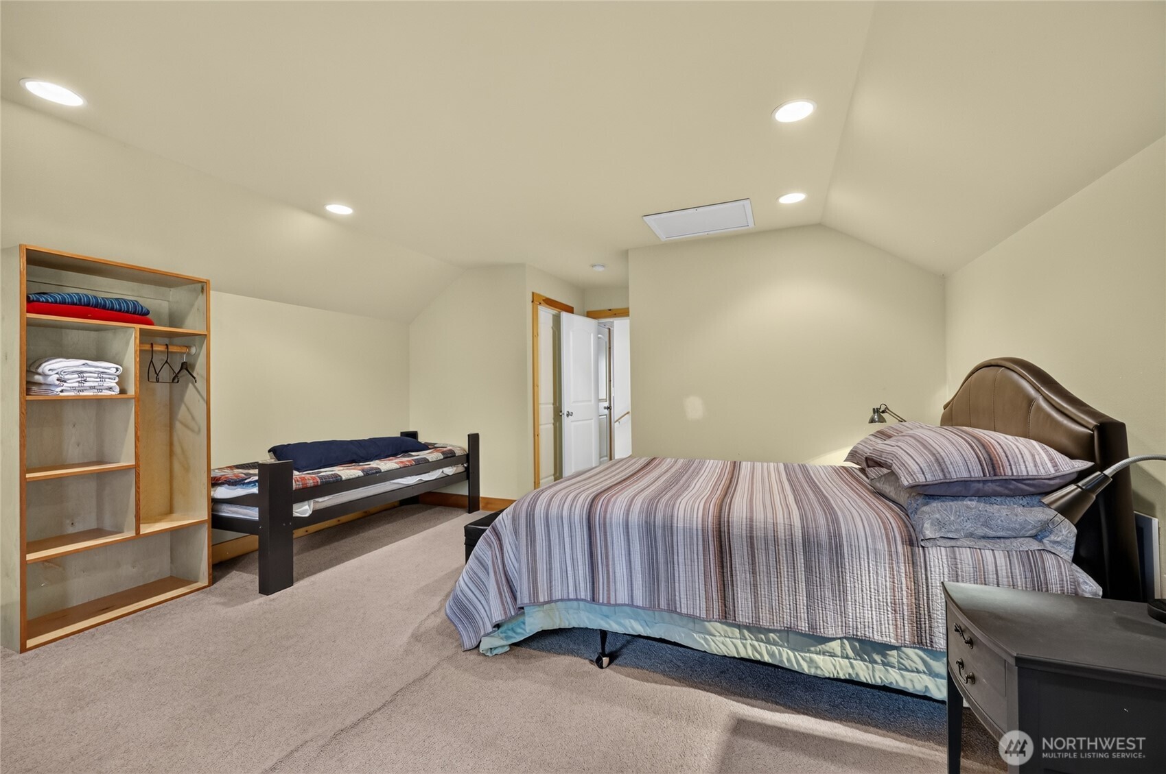 0 Marmot Loop Property Photo 37