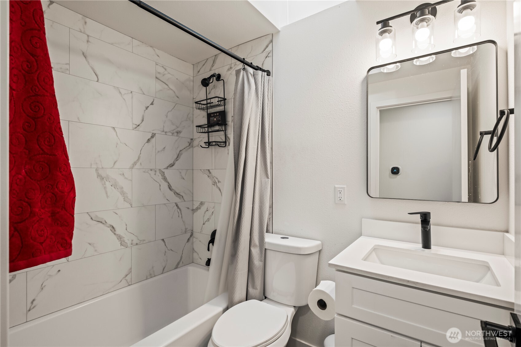 431 S 190th Street Property Photo 15