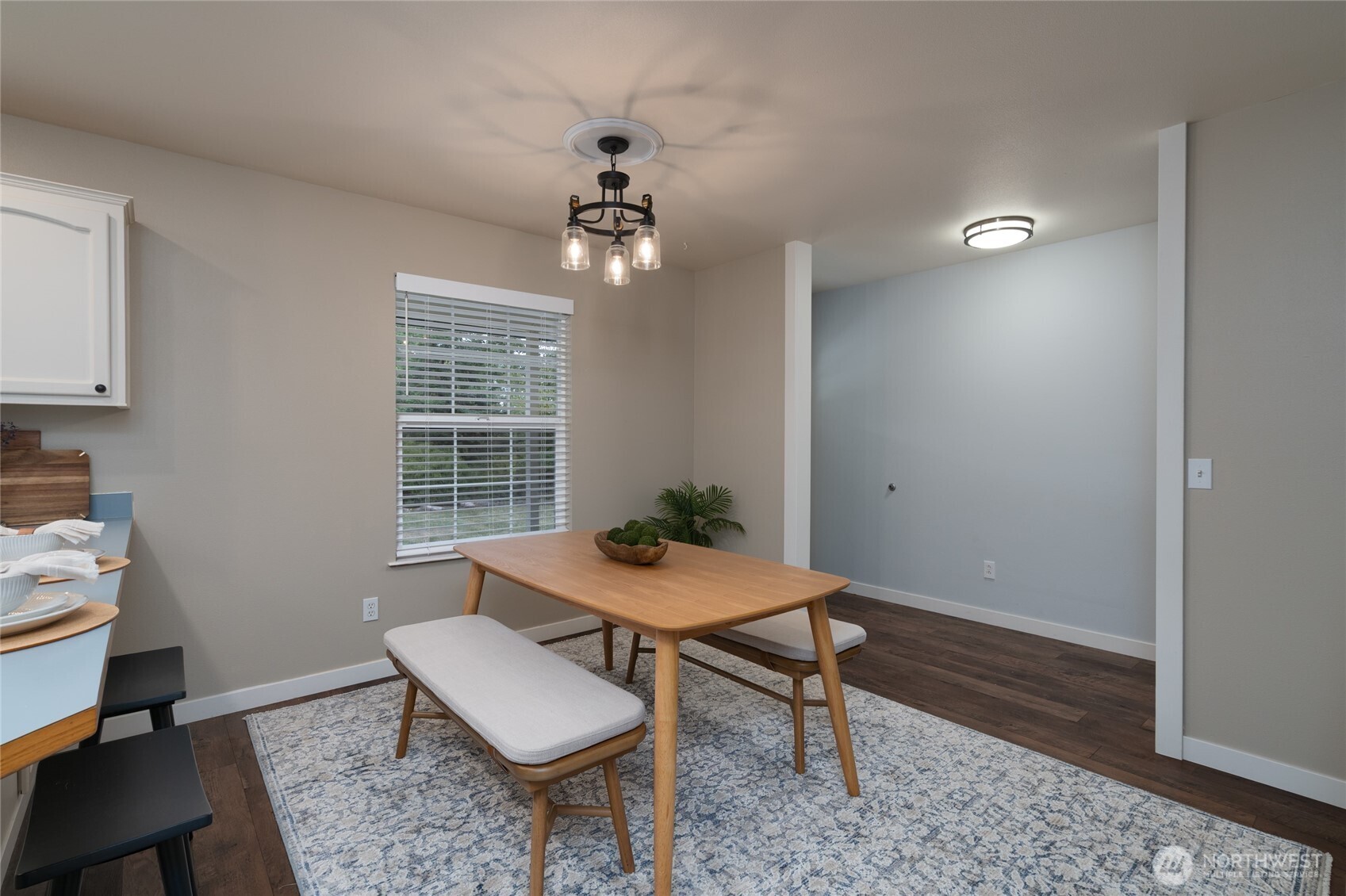2033 Navy Lane Property Photo 11