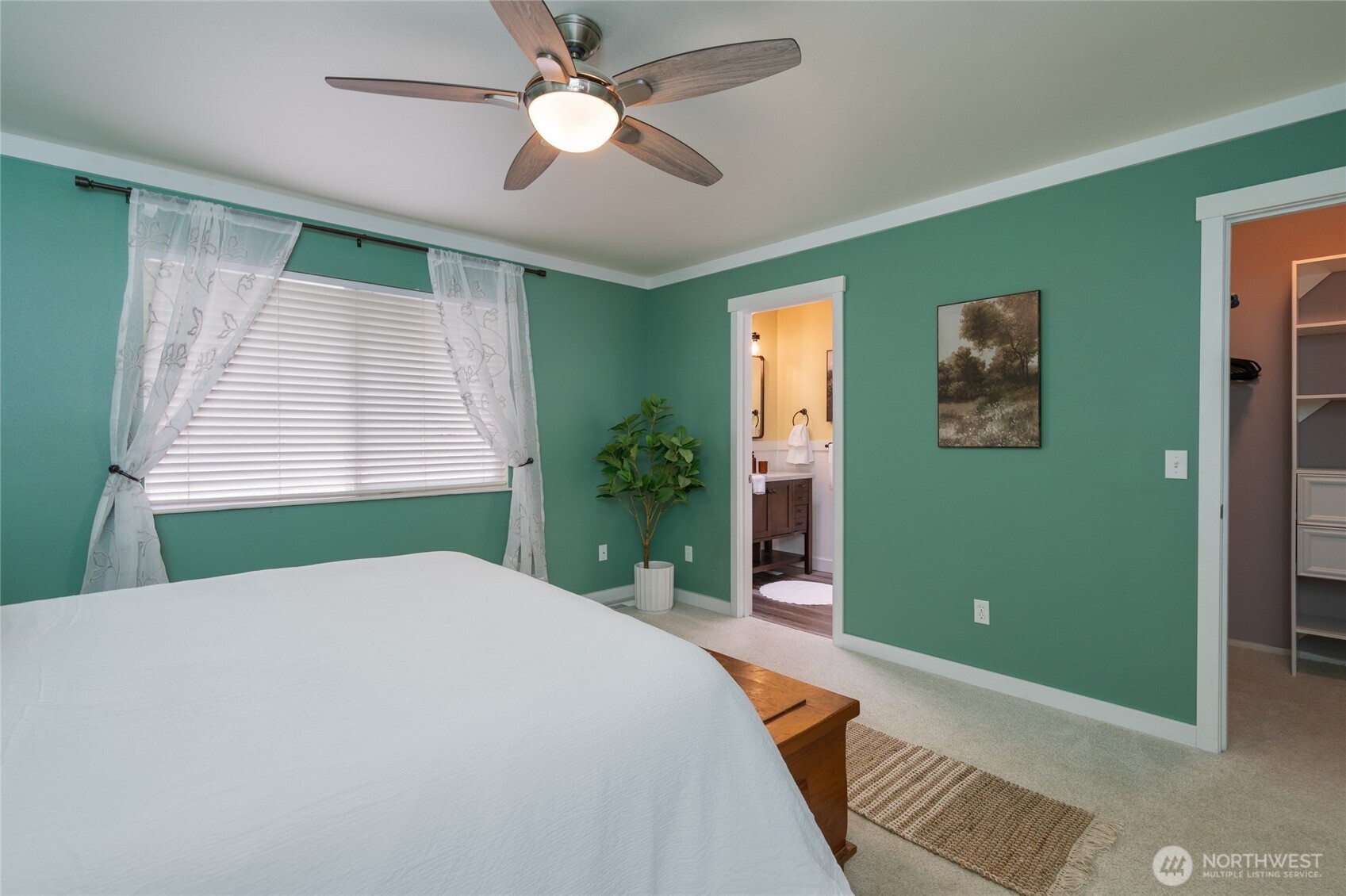 2033 Navy Lane Property Photo 13