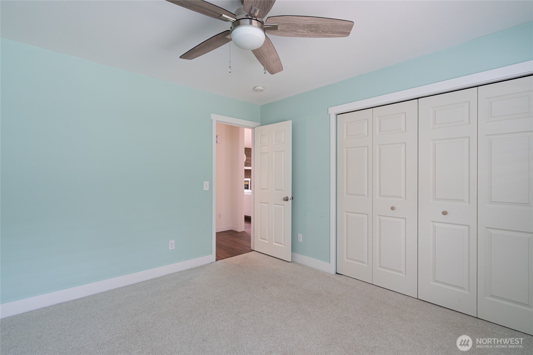 2033 Navy Lane Property Photo 19