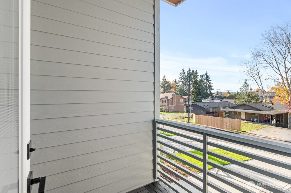 6609 S 128th Street Property Photo 19