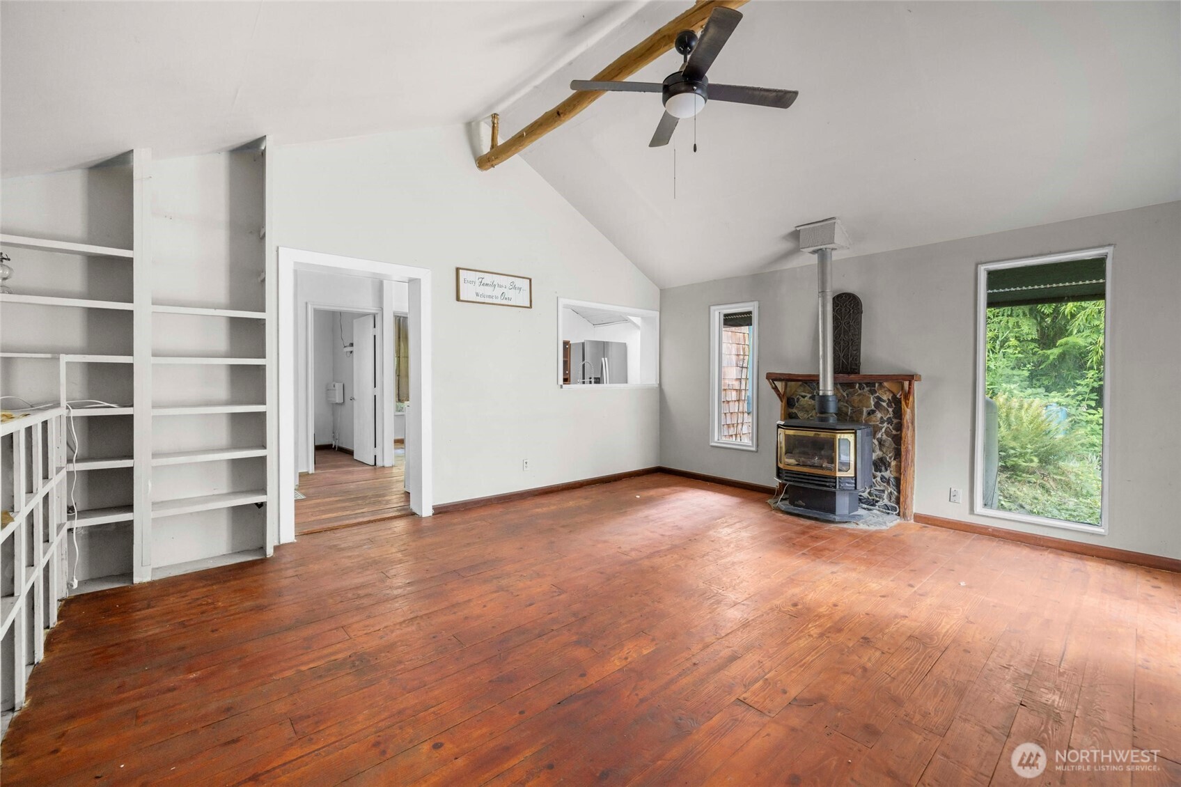 14784 Mountain View Lane Property Photo 2