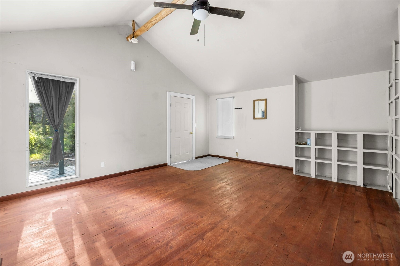 14784 Mountain View Lane Property Photo 5
