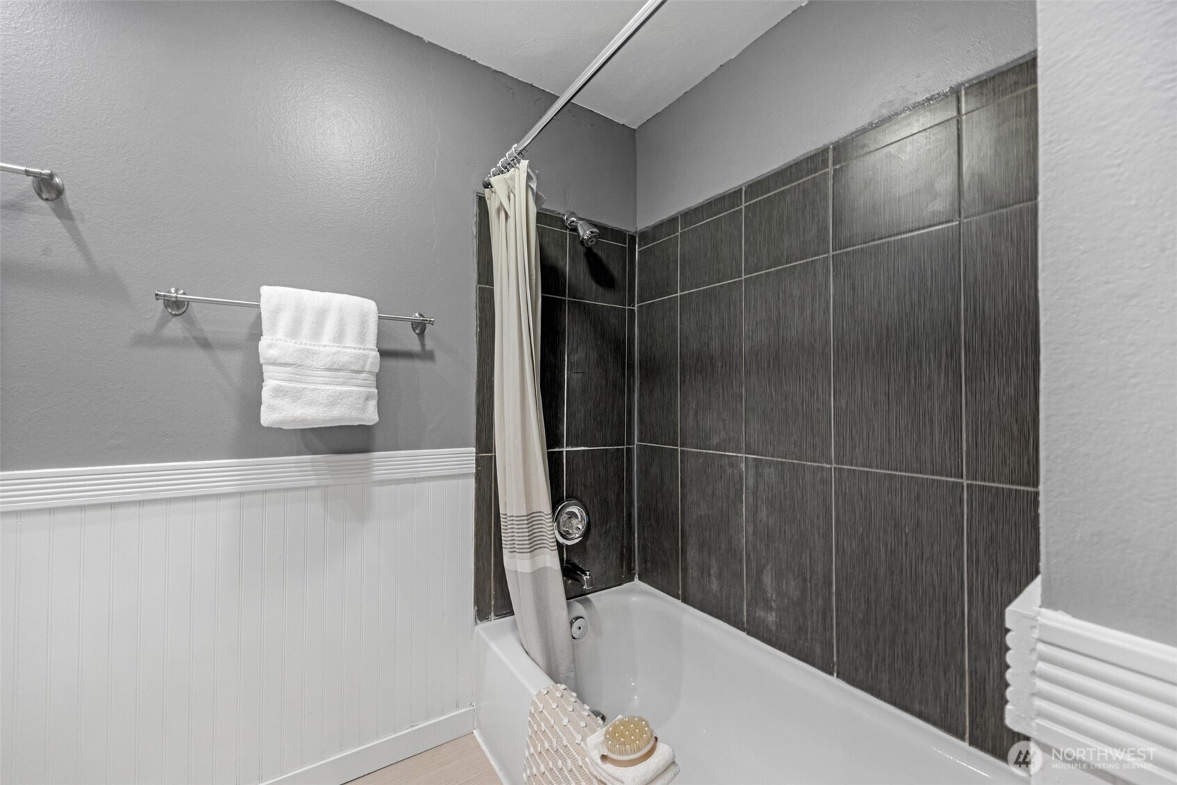 3711 26th Place 105 Property Photo 14