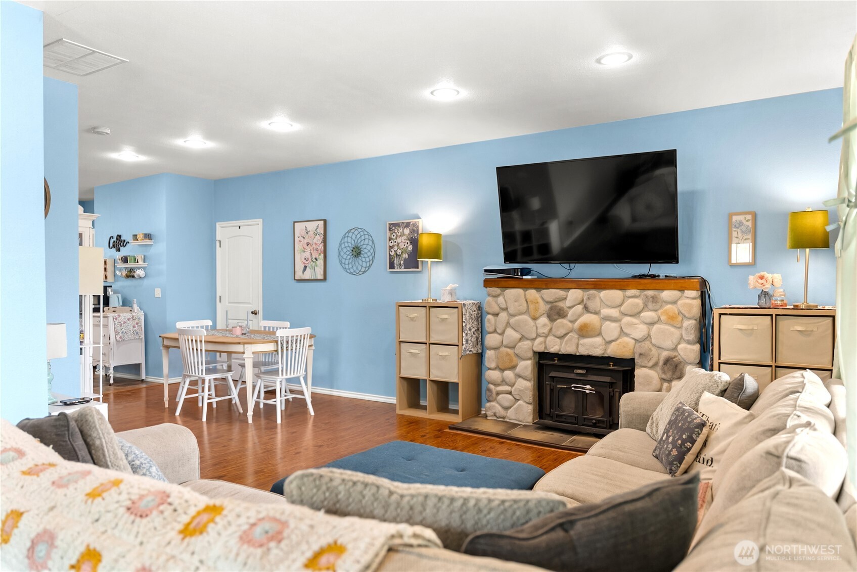 765 3rd Avenue Property Photo 8