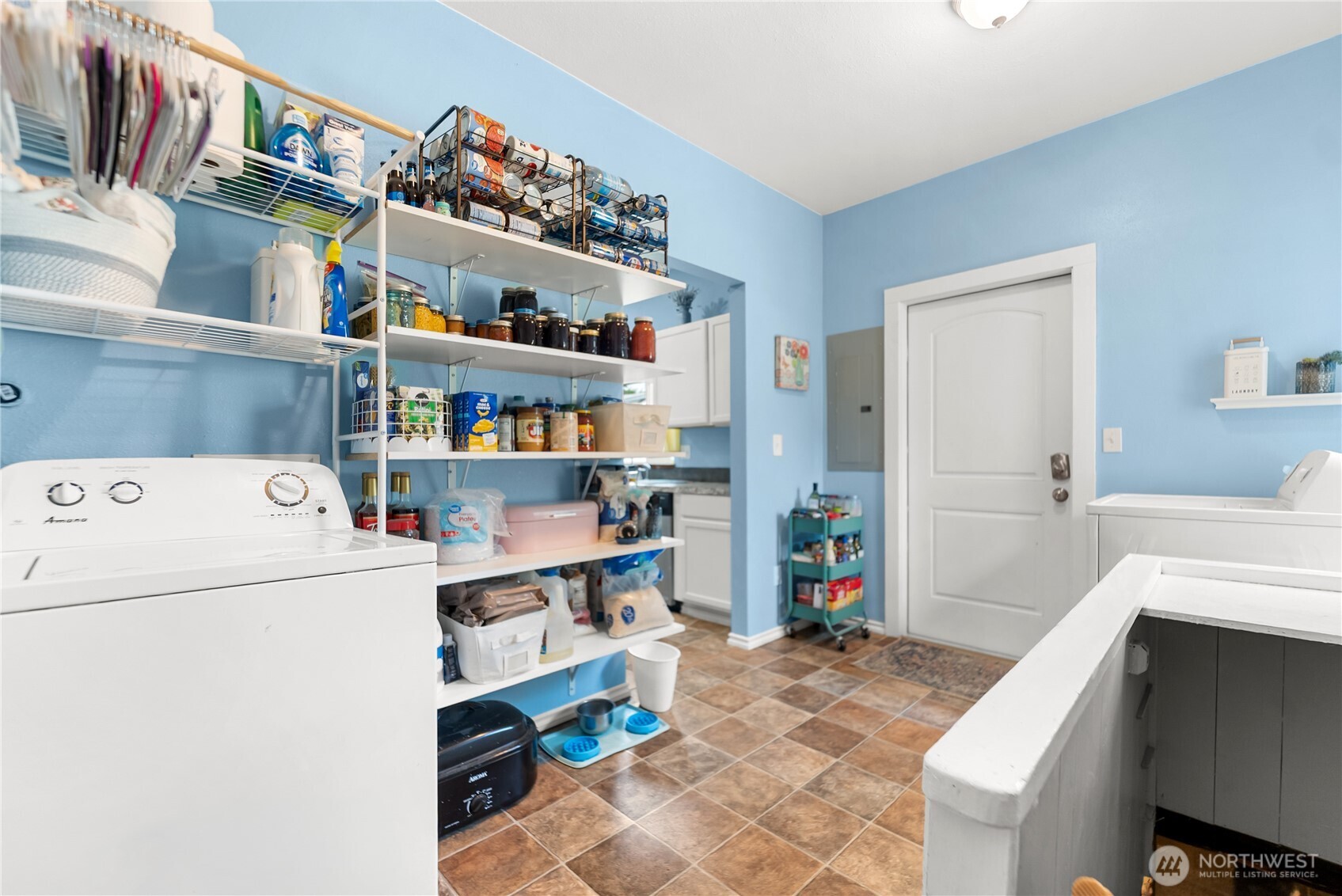 765 3rd Avenue Property Photo 31