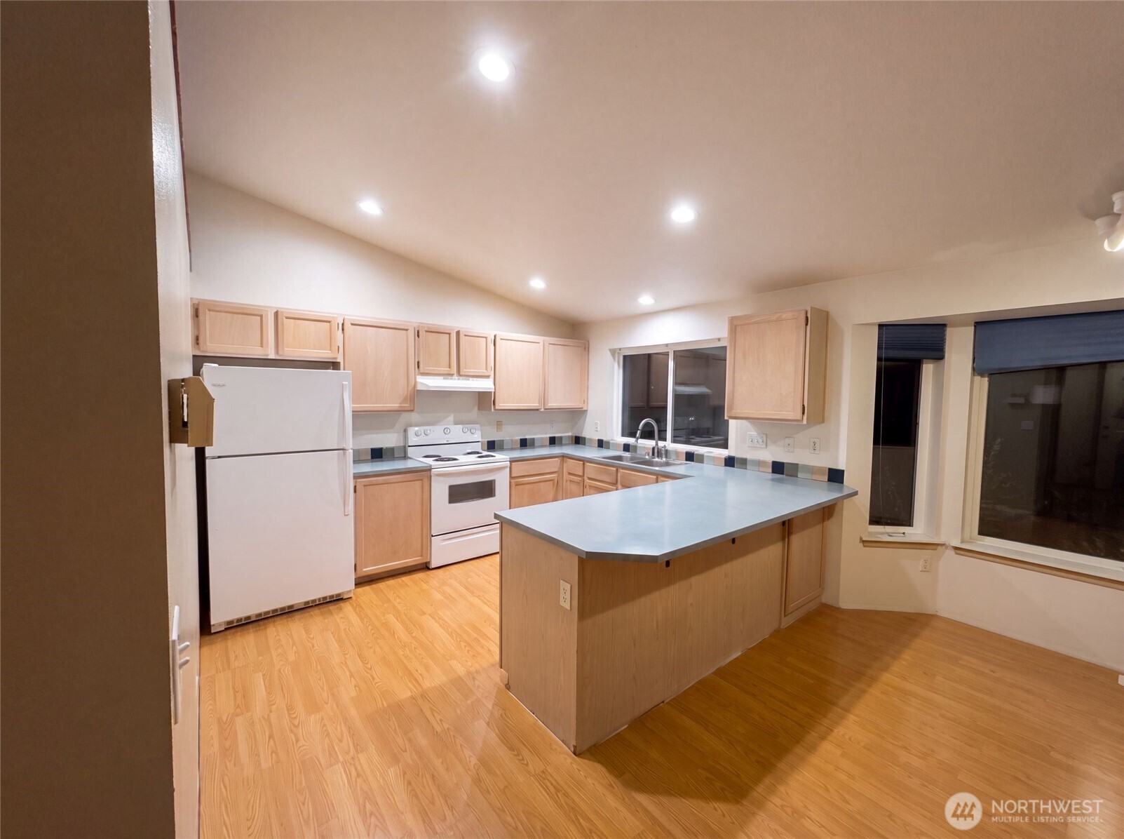 12531 81st Place Property Photo 2