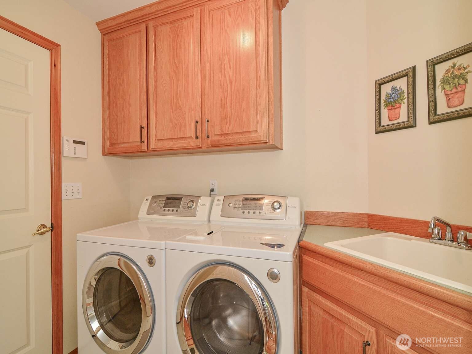 1919 243rd Place Property Photo 8