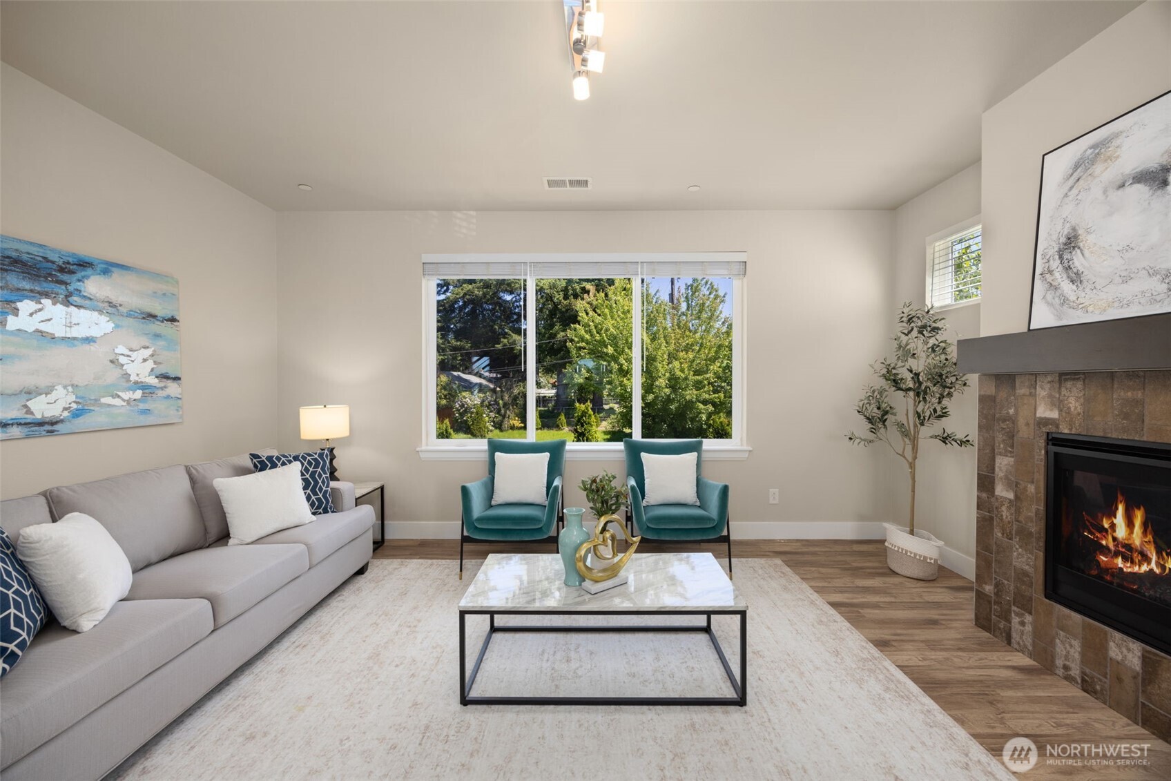 14805 16th Avenue Property Photo 6