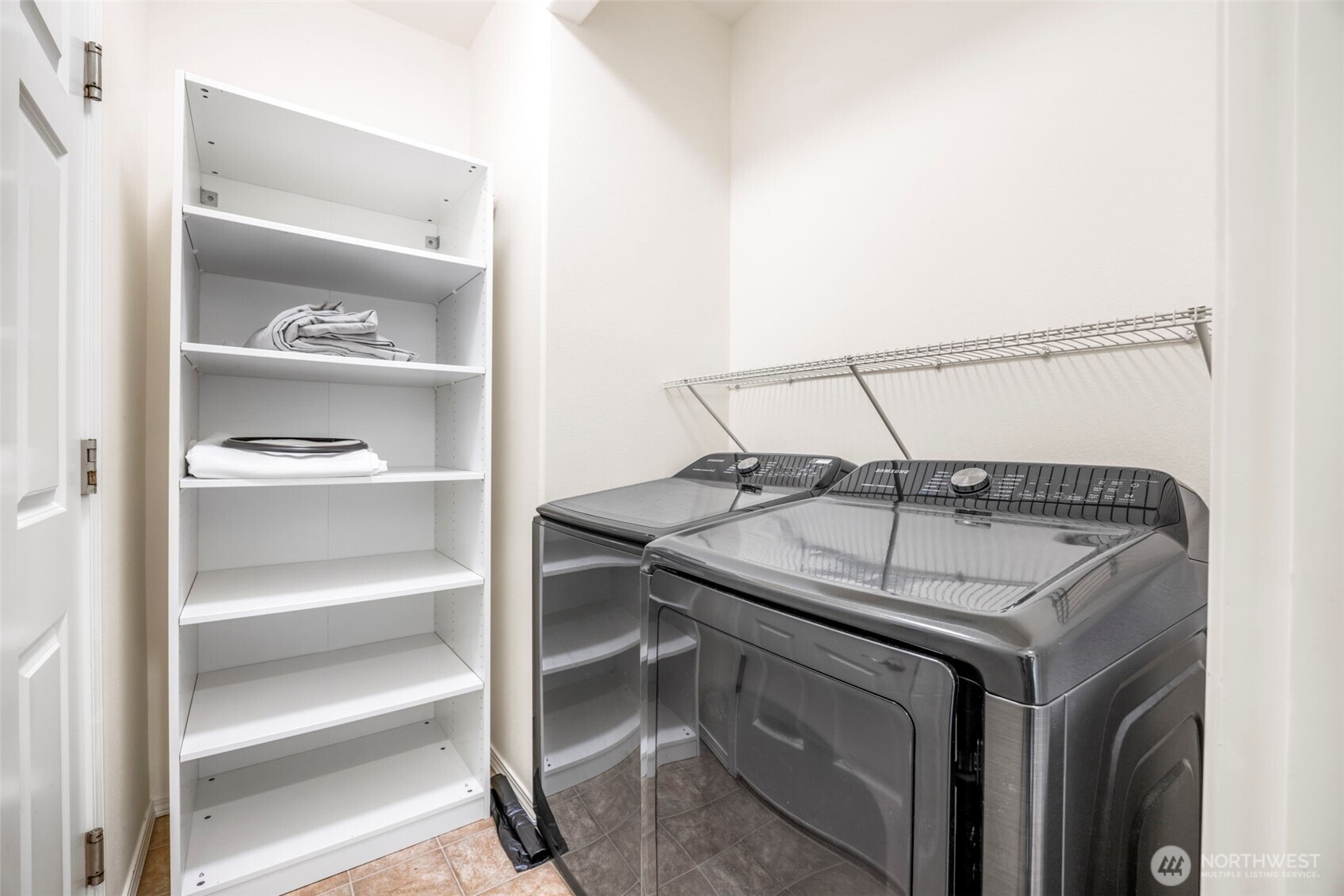 17729 11th Place Property Photo 16