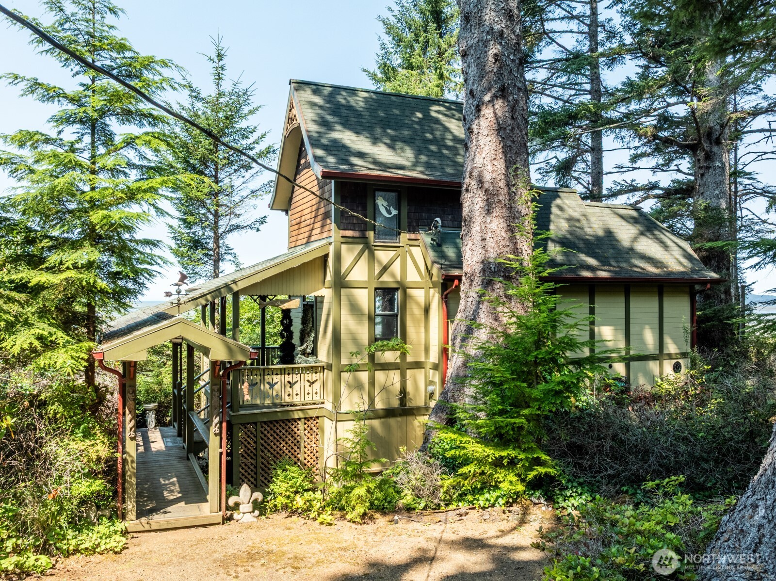7363 State Route 101 Property Photo 1