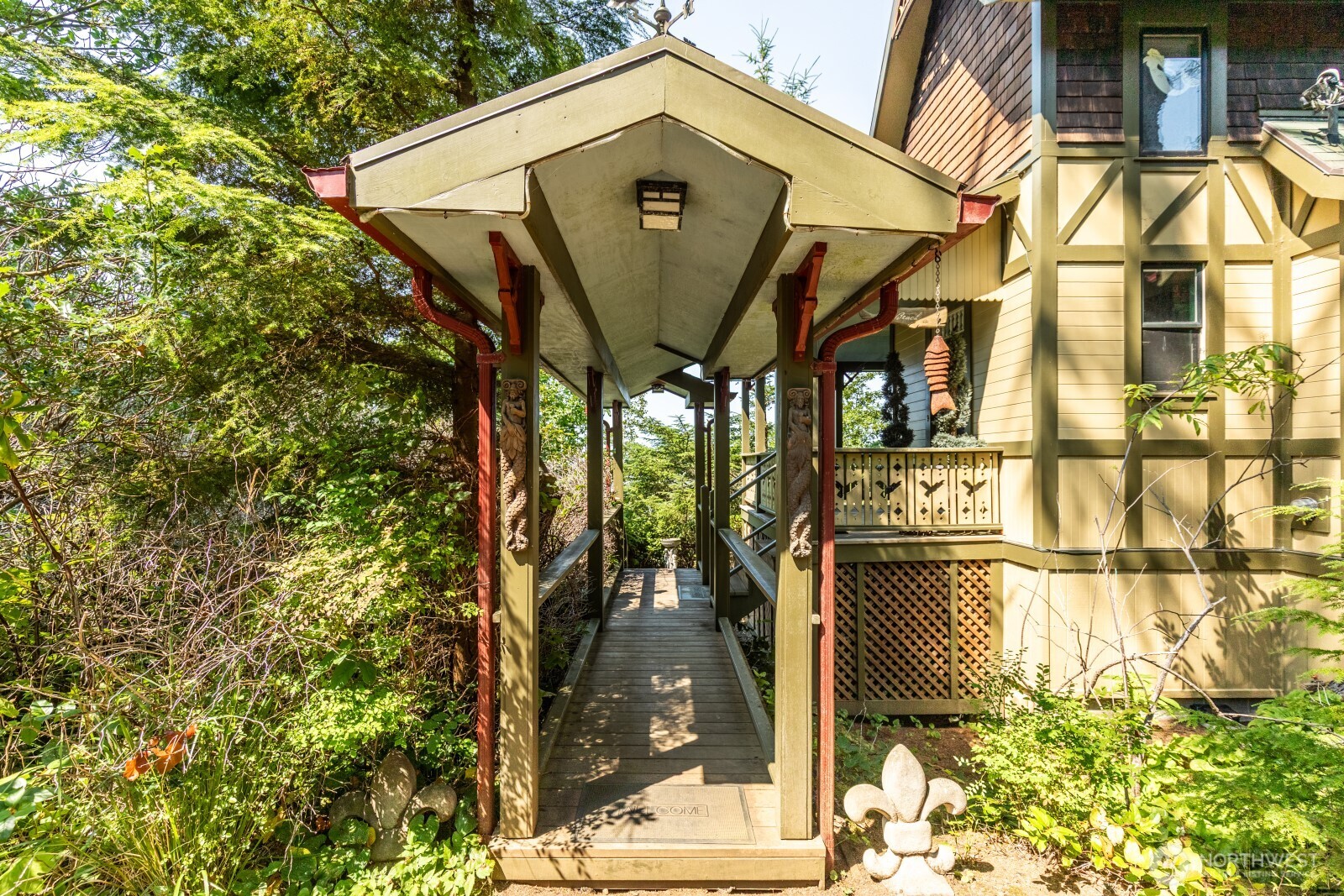 7363 State Route 101 Property Photo 6