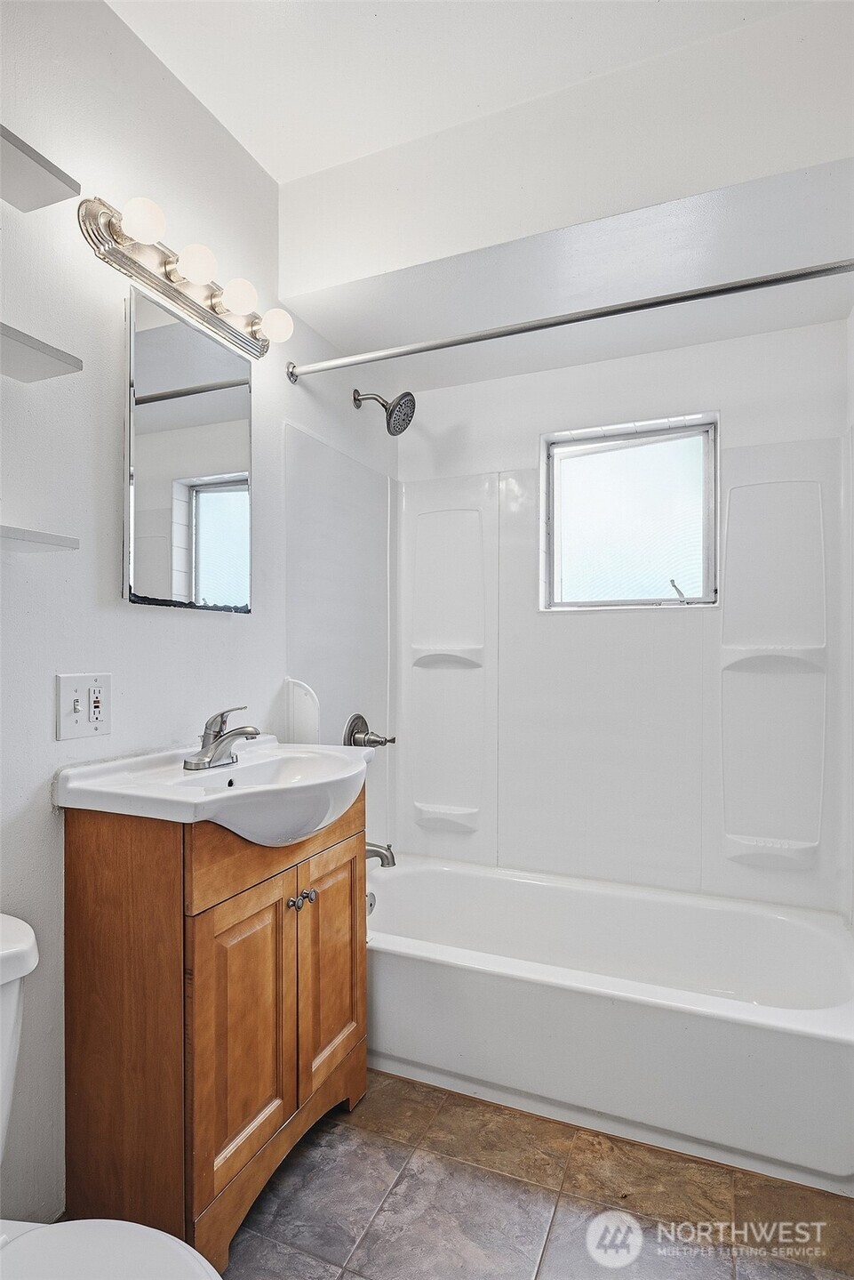 9002 2nd Avenue Property Photo 19