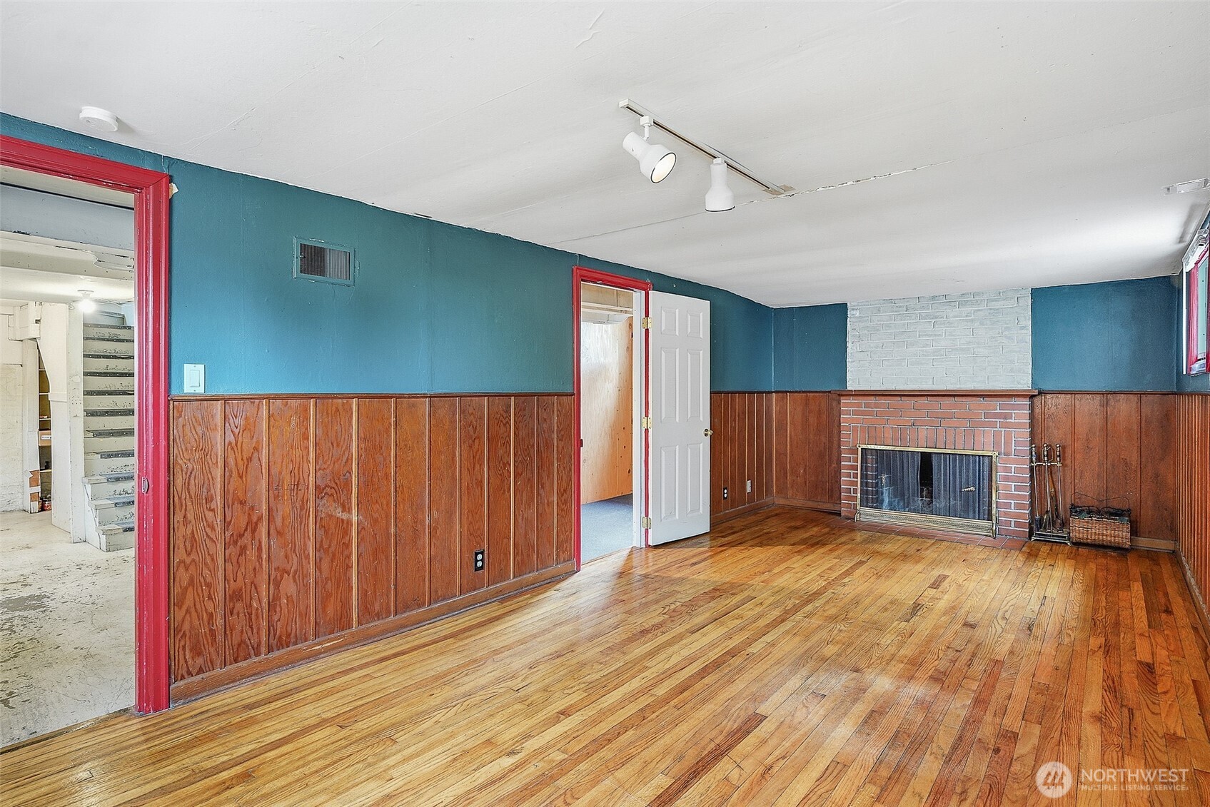 9002 2nd Avenue Property Photo 27