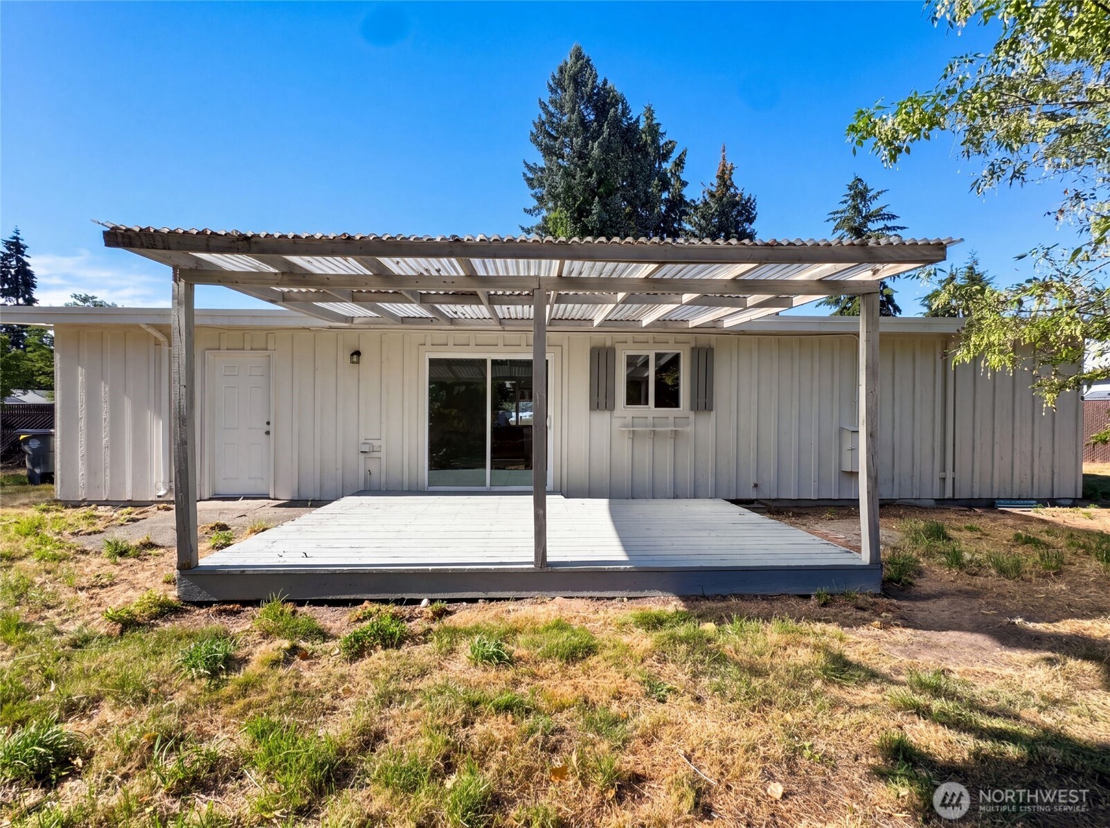 712 141st Street Property Photo 5