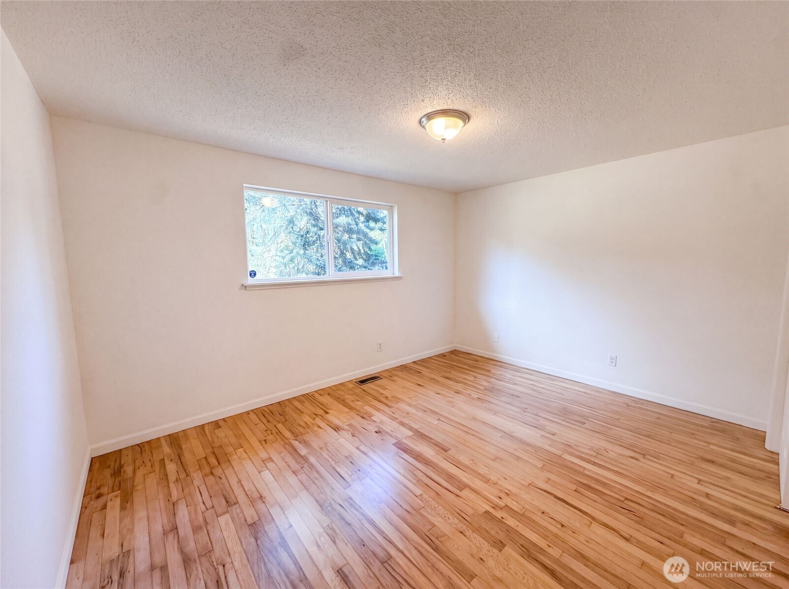 712 141st Street Property Photo 11