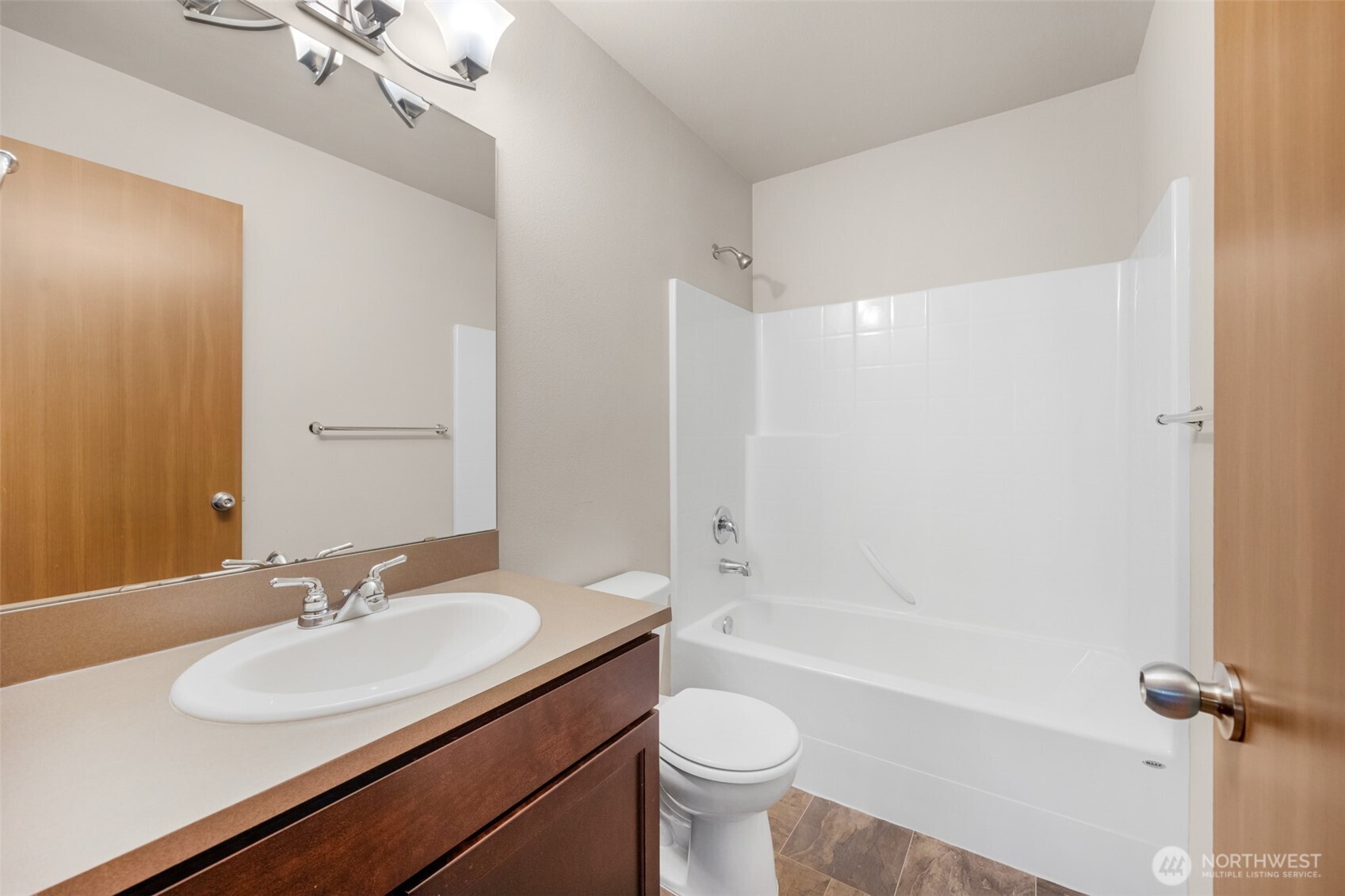 7515 100th Street B Property Photo 13