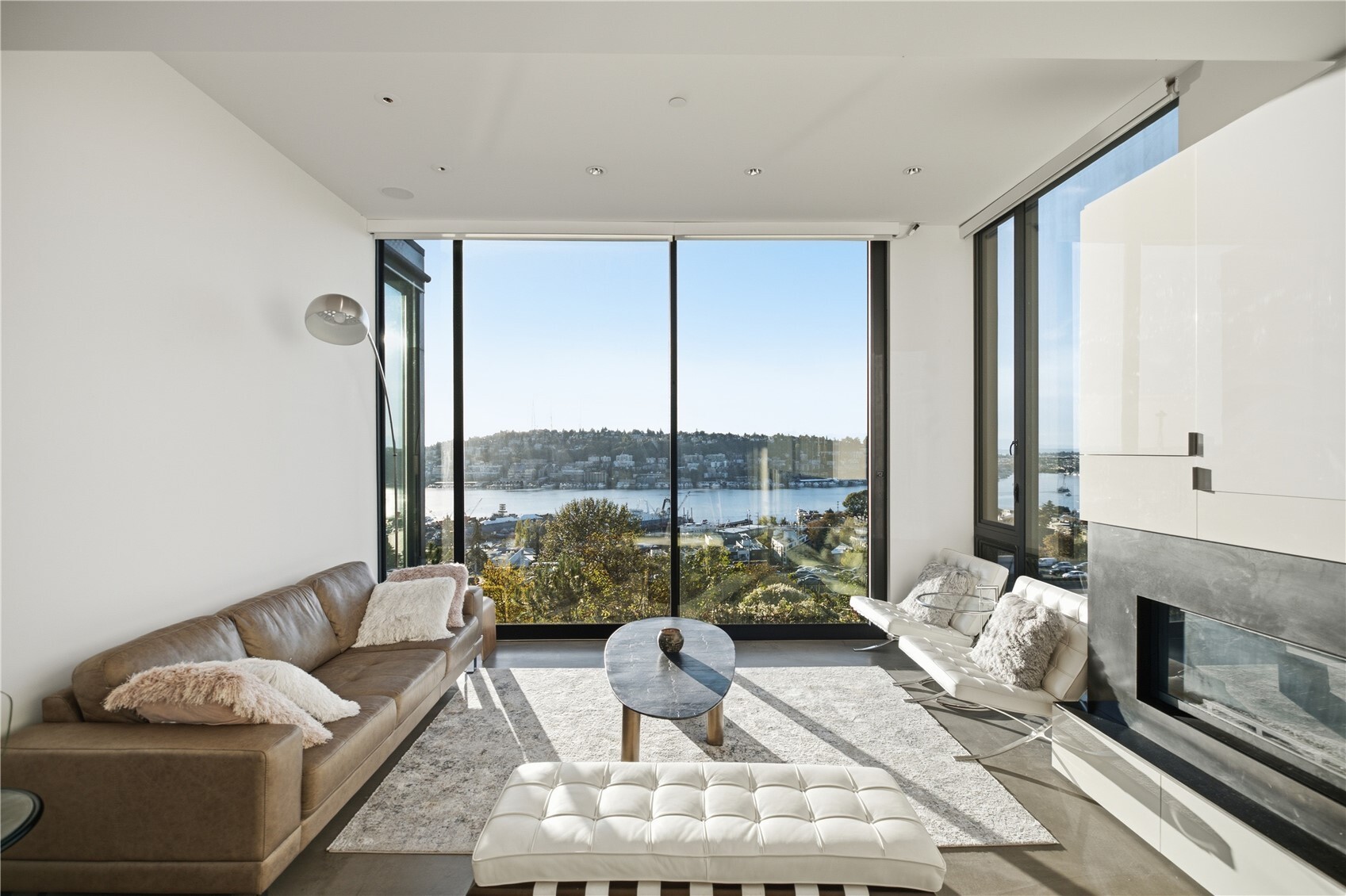 812 E Blaine St Property Photo 23