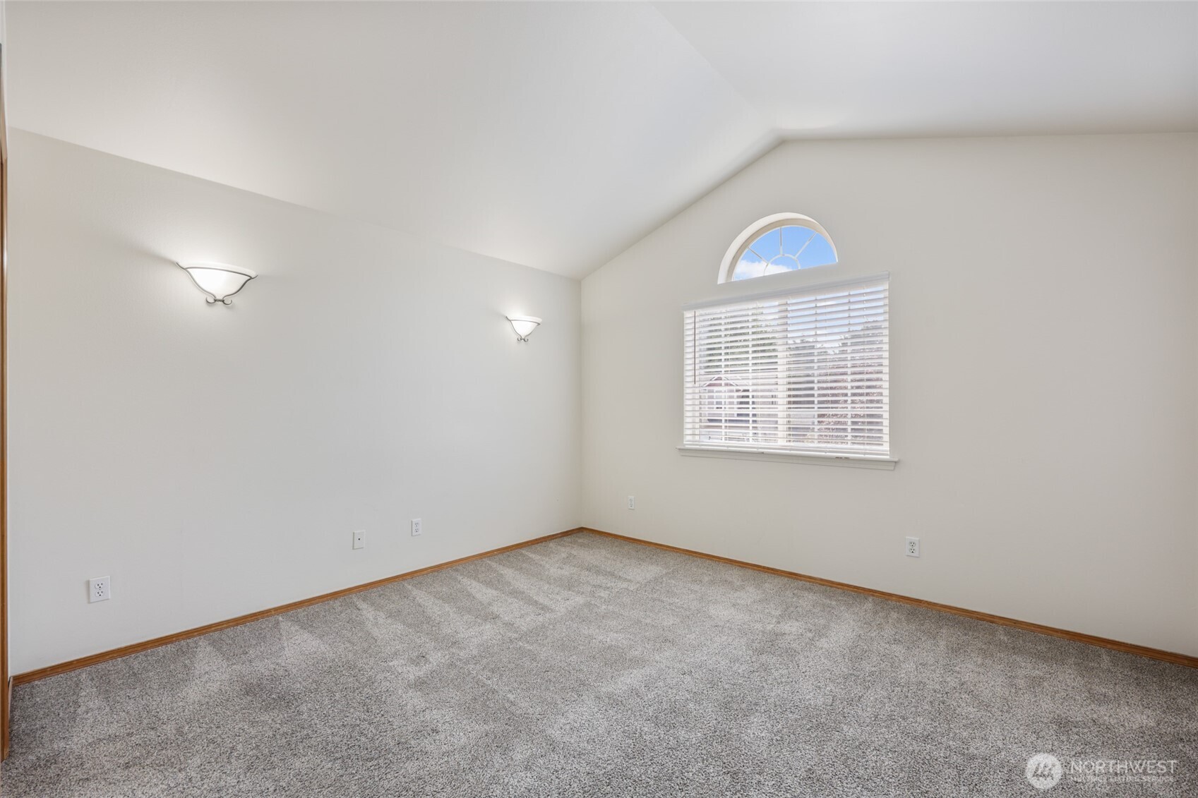 15814 90th Avenue Property Photo 9
