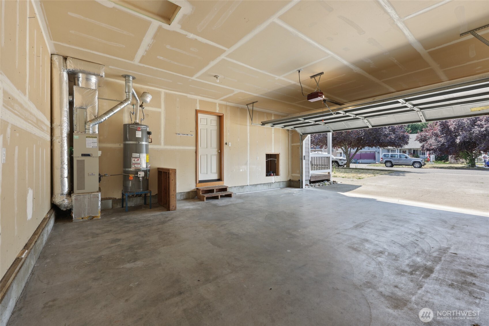 15814 90th Avenue Property Photo 26