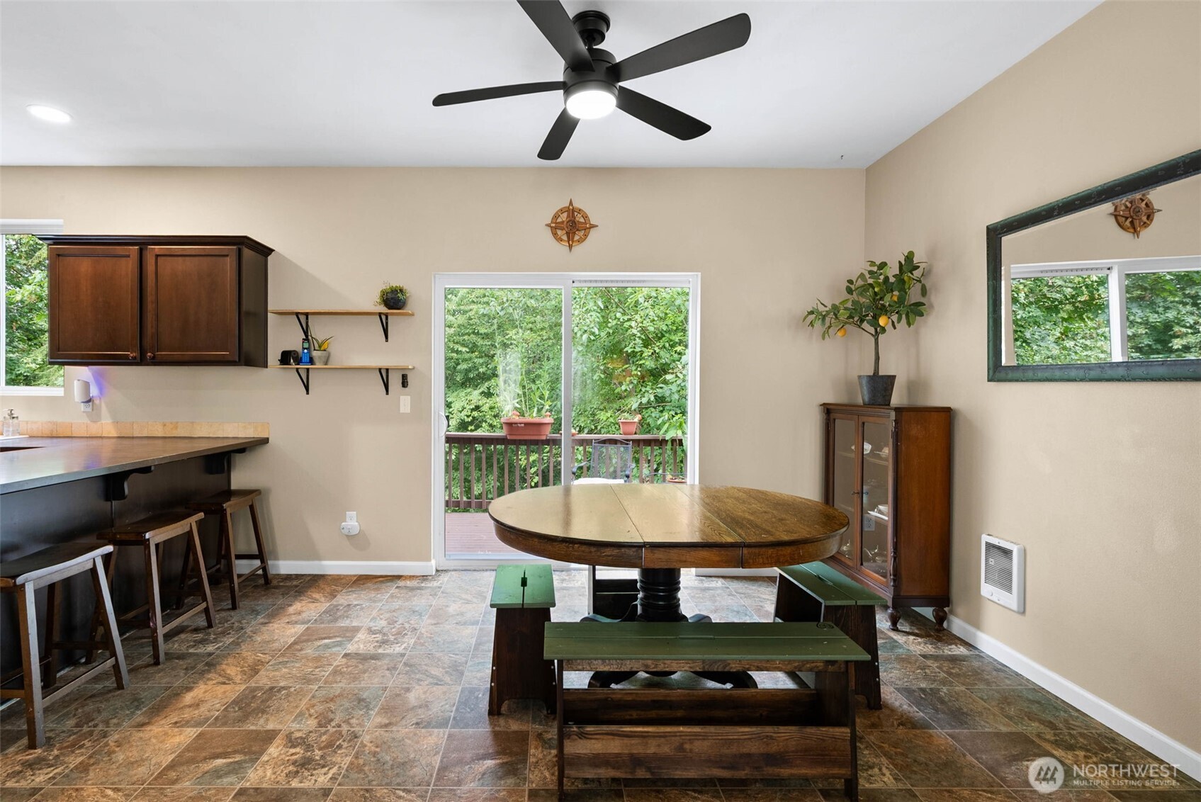 2067 Caleb Place Property Photo 11