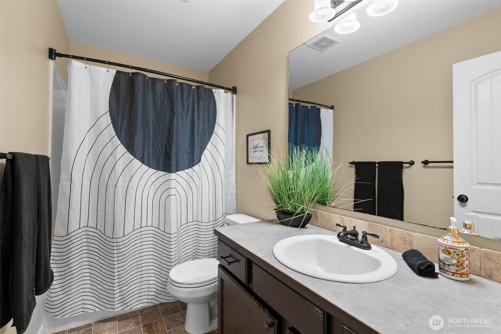 2067 Caleb Place Property Photo 19