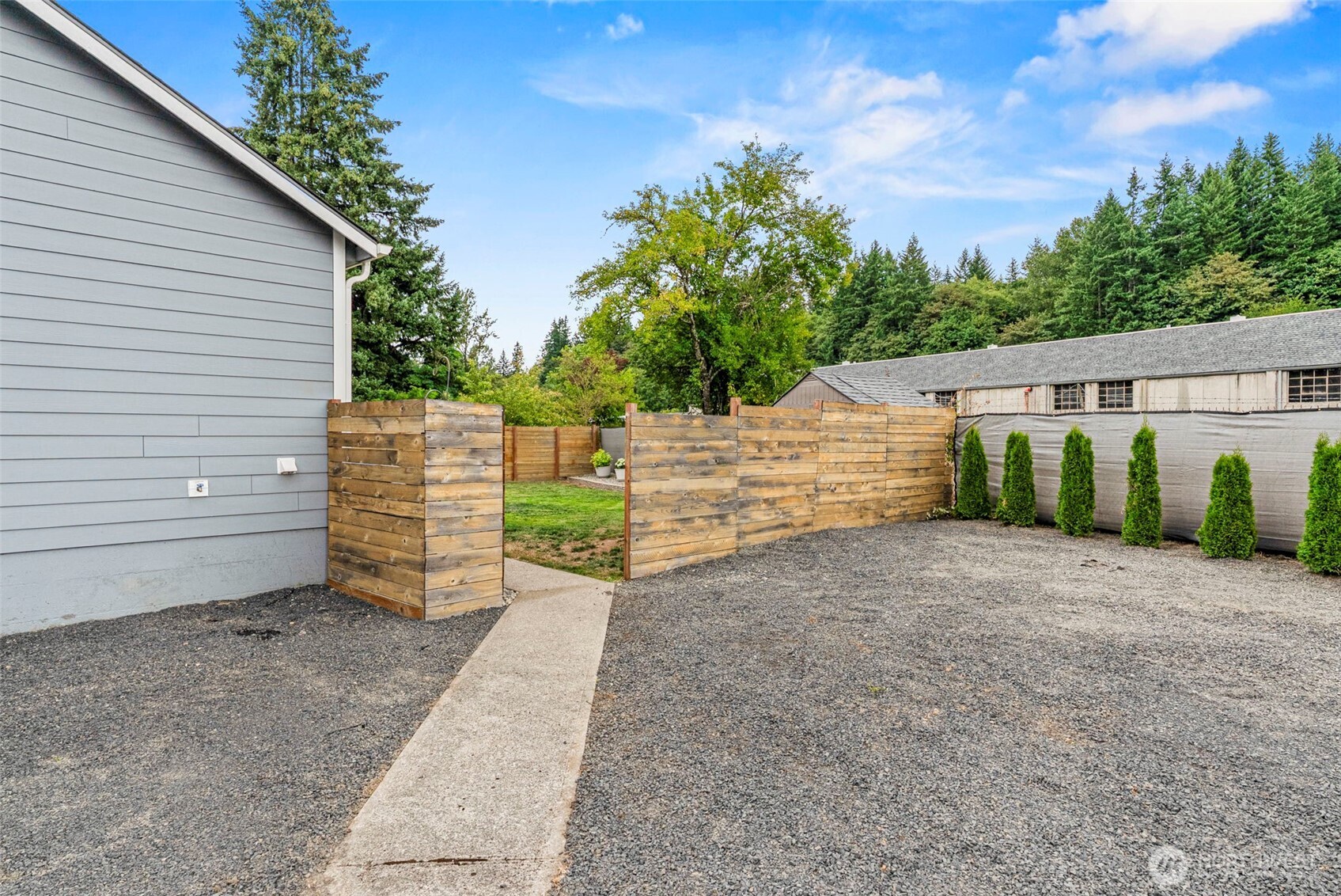 1404 Nw Kerron St Property Photo 32