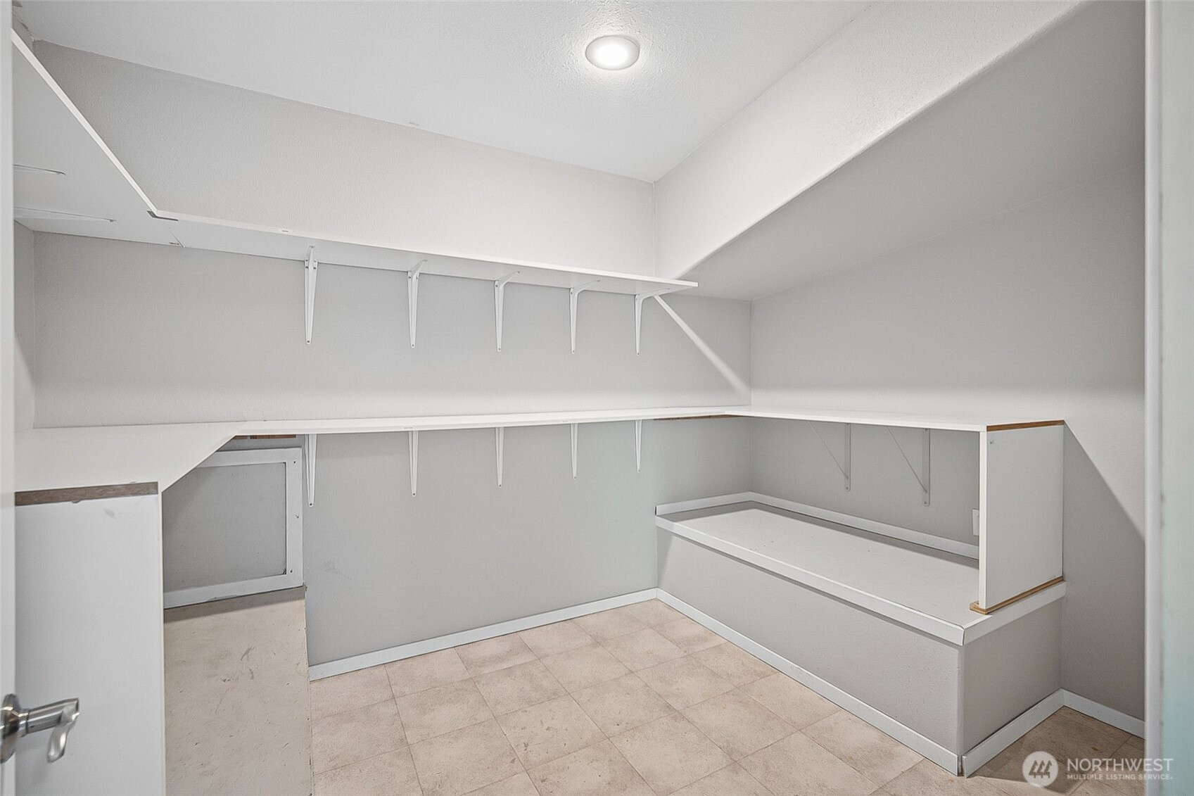 3780 N Heather Place Property Photo 32