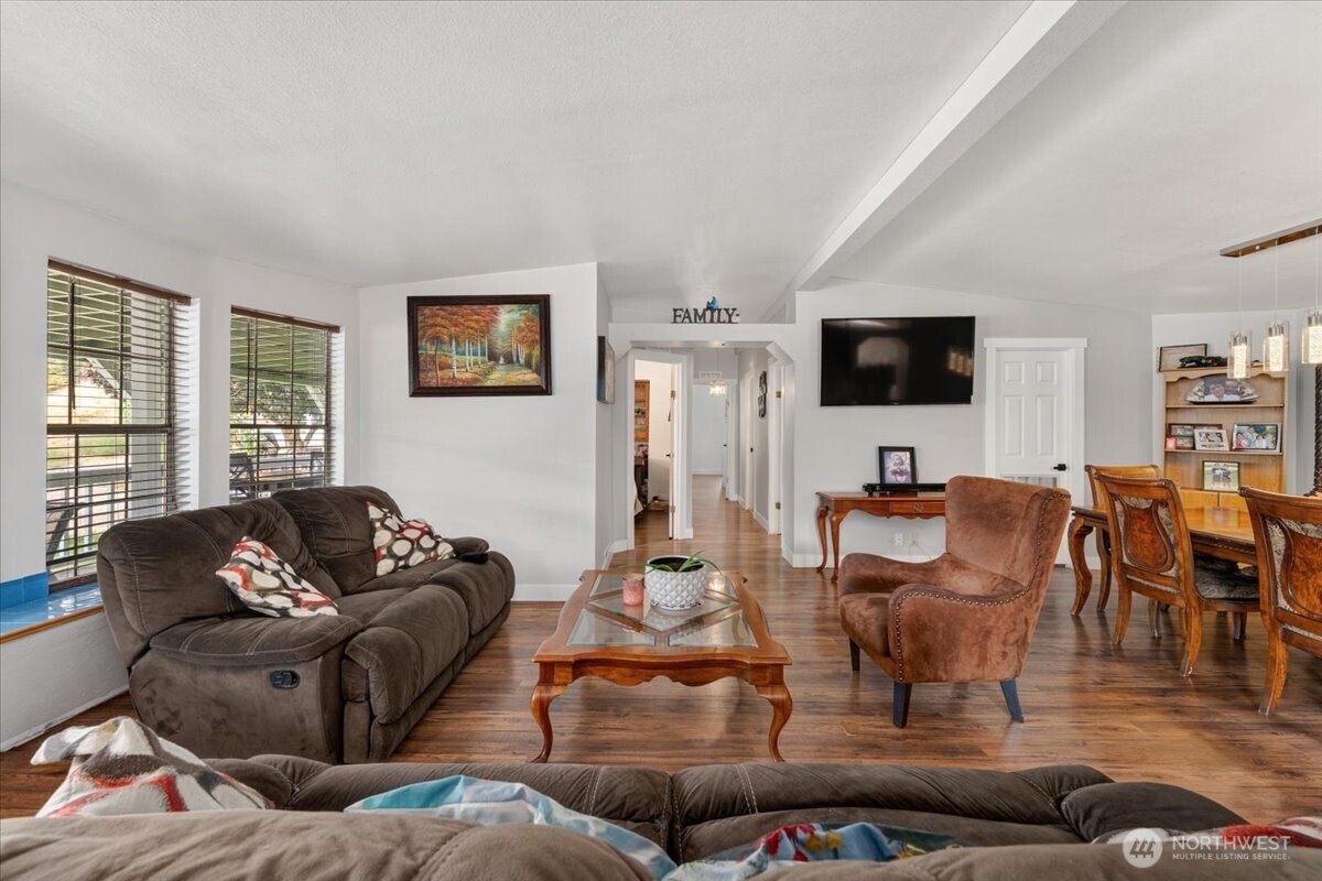 634 Warren Avenue Property Photo 19