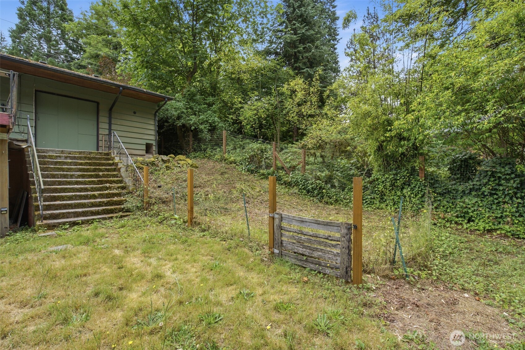 2469 Northlake Way Property Photo 40
