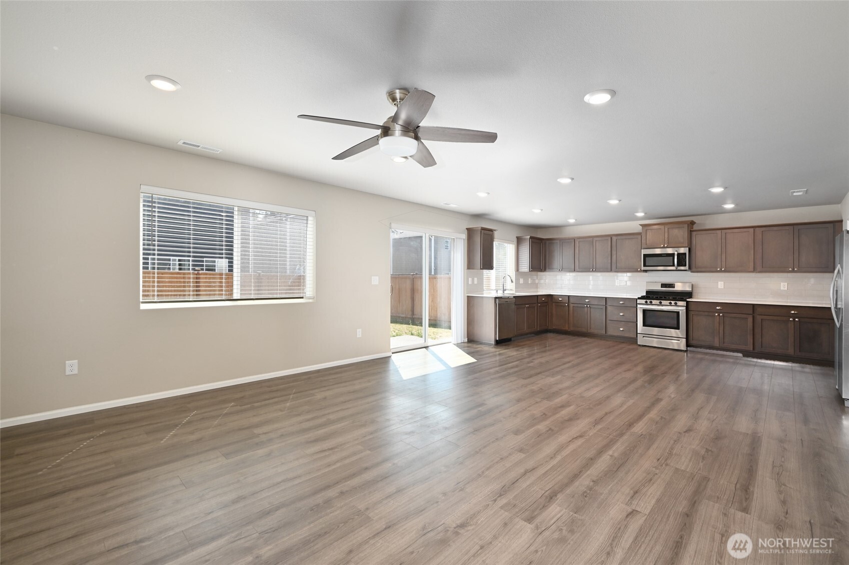 30044 219th Place Property Photo 6