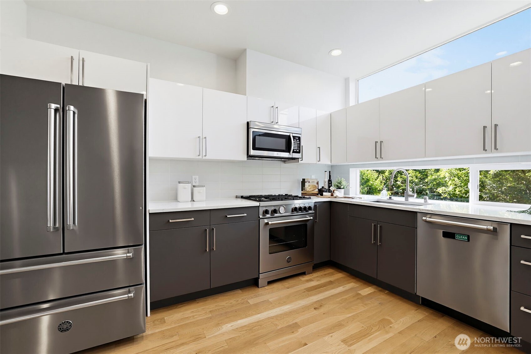 4300 Sw Willow Street #e Property Photo 7