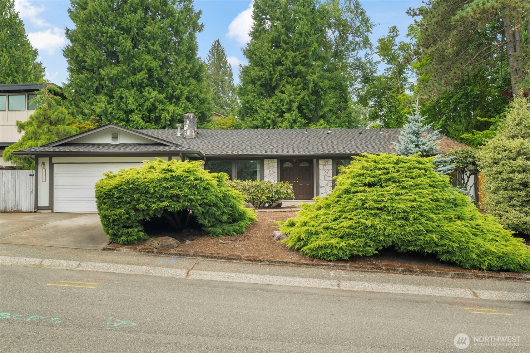 16905 150th Avenue Property Photo 1