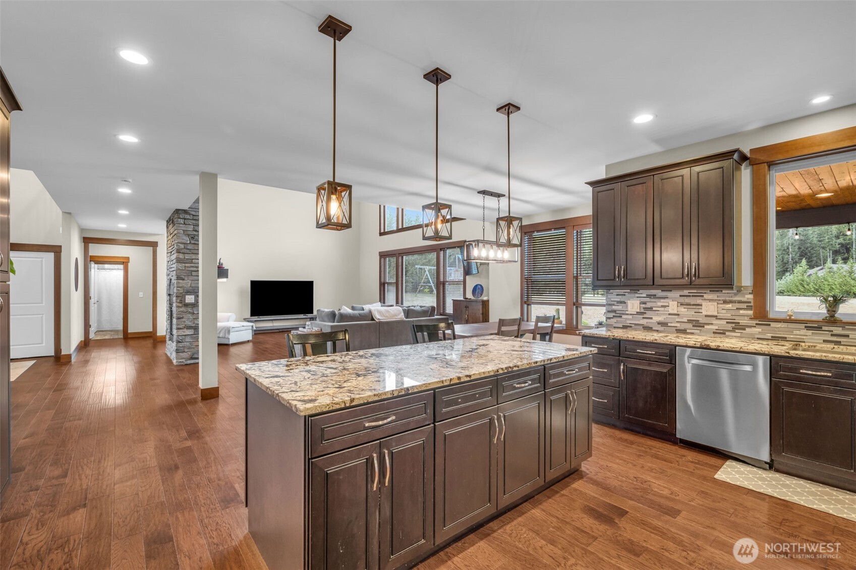 13709 110th Street Property Photo 9