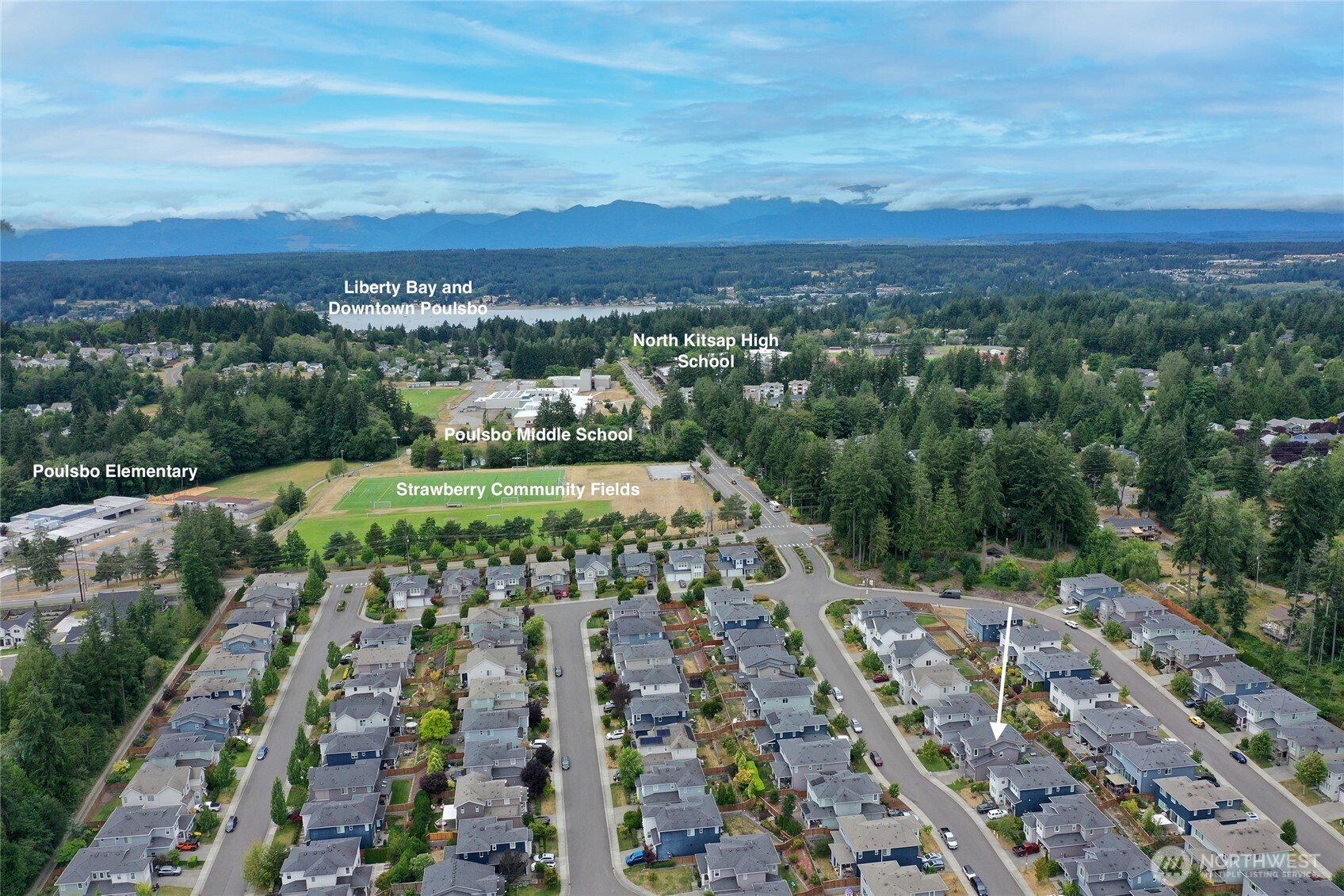 2424 Ne Redford Street Property Photo 37