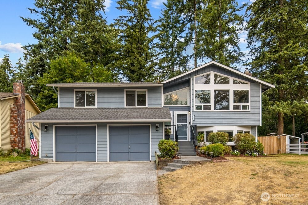5223 128th Place Property Photo 1