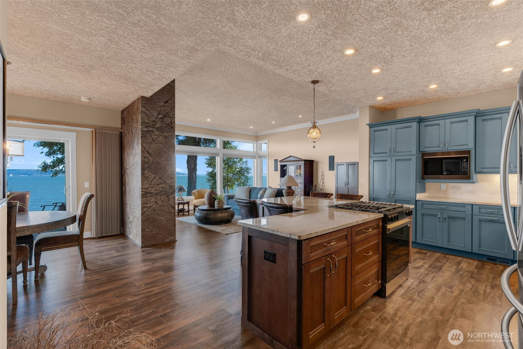 550 State Route 401 Property Photo 15